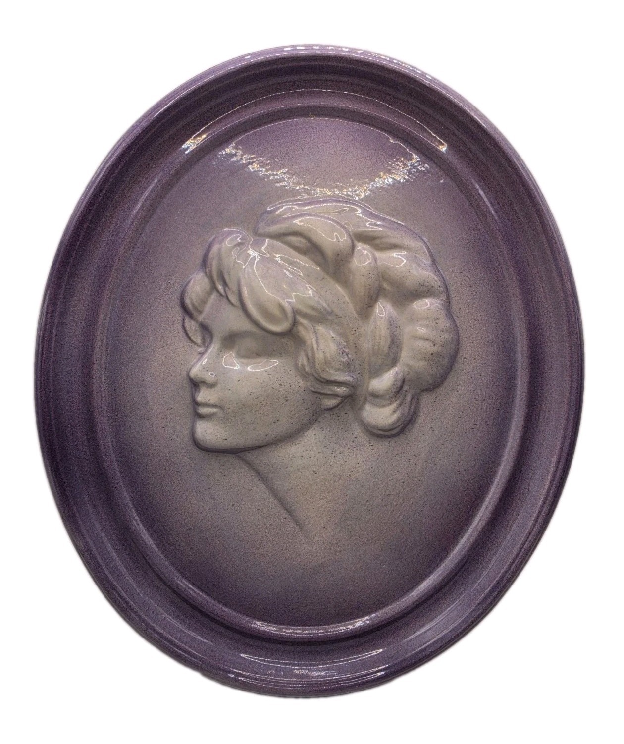 VINTAGE IRMA G. DUNCAN Ceramic Cameo Oval Wall Plaque, Purple & White Circa 1975