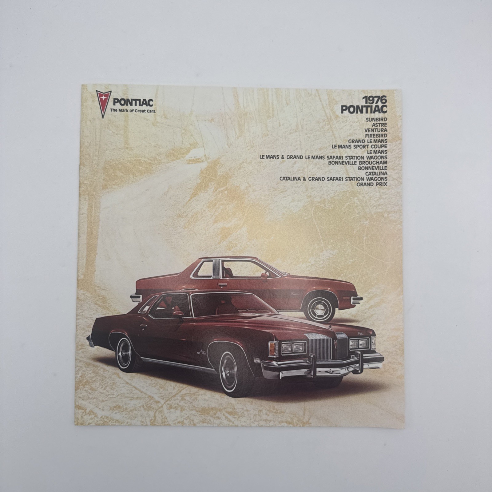 1976 Pontiac Lg 32pg Brochure Firebird Grand Prix LeMans Astre Bonneville Wagon