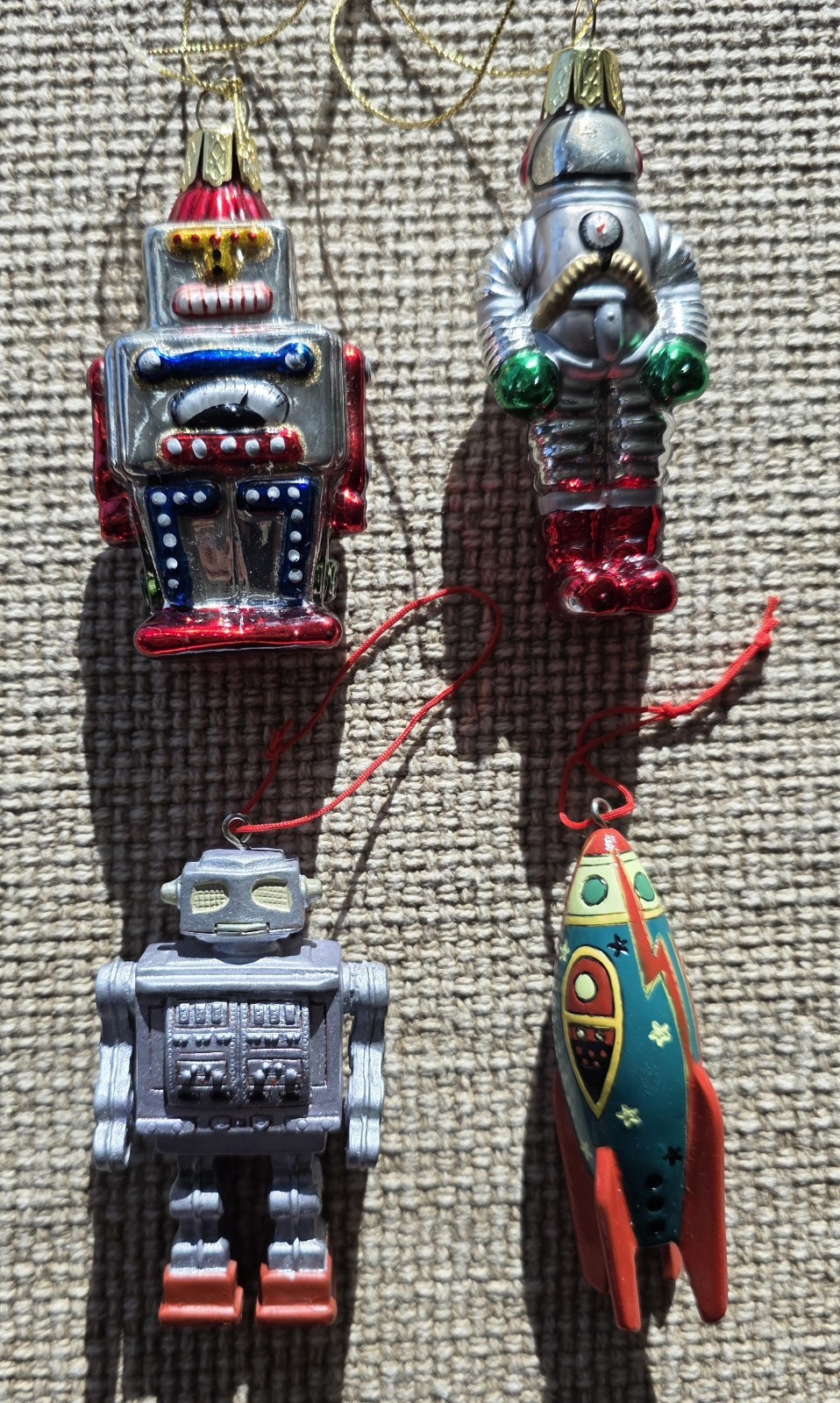 ( 4) SPACE ROBOT, Rocket , ASTRONAUT CHRISTMAS ORNAMENTS 2-3 Inches 