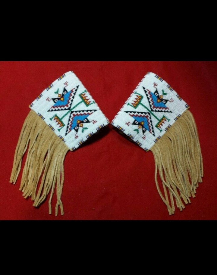 Old American Style Handmade Sioux Horse Beaded Cuffs Leather Fringes FHC25
