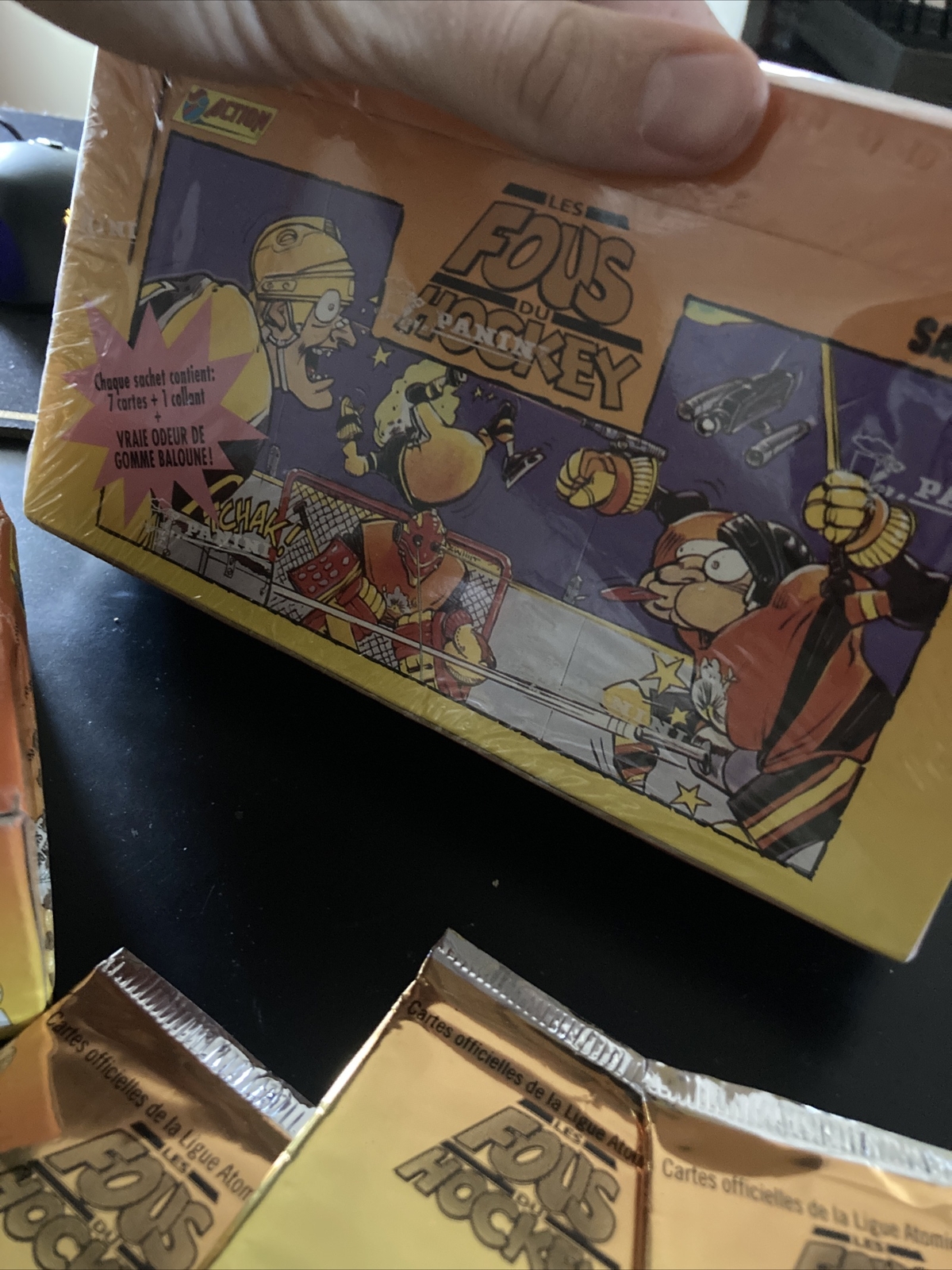 1992 Les Fous du Hockey Vintage french hockey freaks trading card box (36) packs
