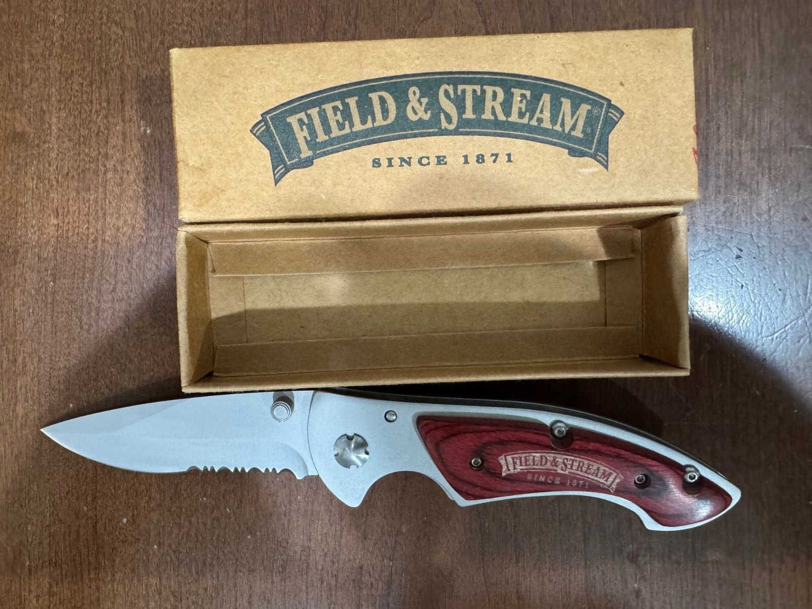 Field and stream pocket Knife stainless - steel hunting blade New FS-1012