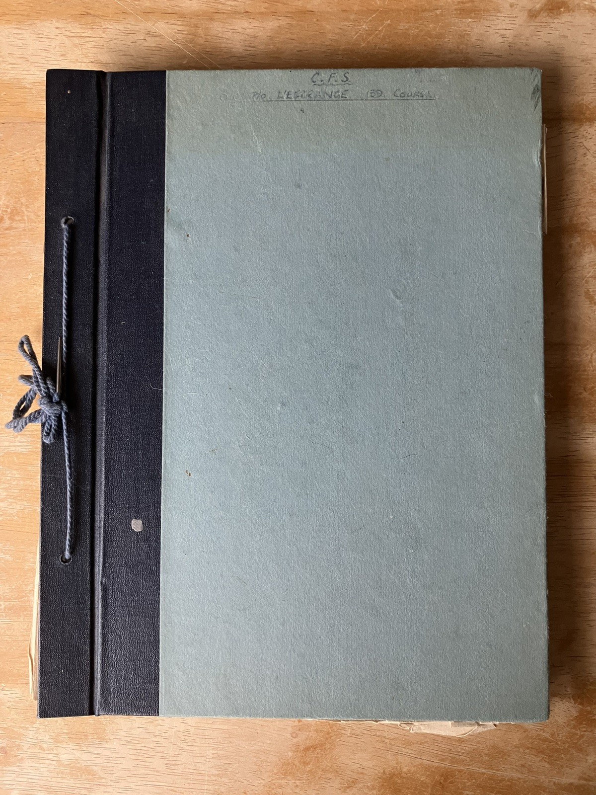 RARE 1949 L’Estrange Pilot & Navigator Manual RAF TRAINING NOTES FOR OFFICERS