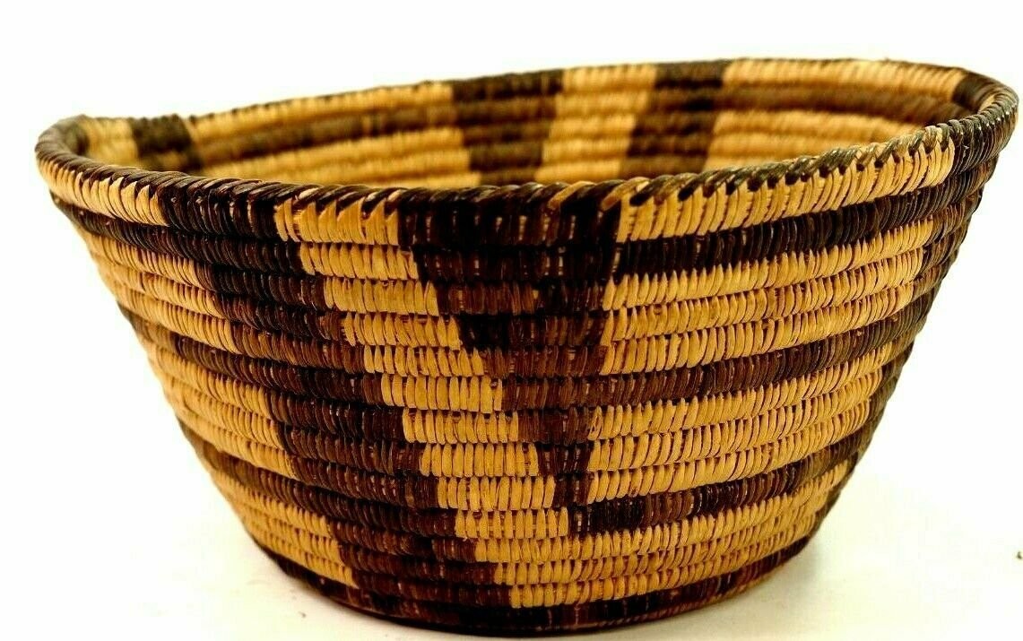 Nice Antique Papago Yucca and Devils Claw Basket 11