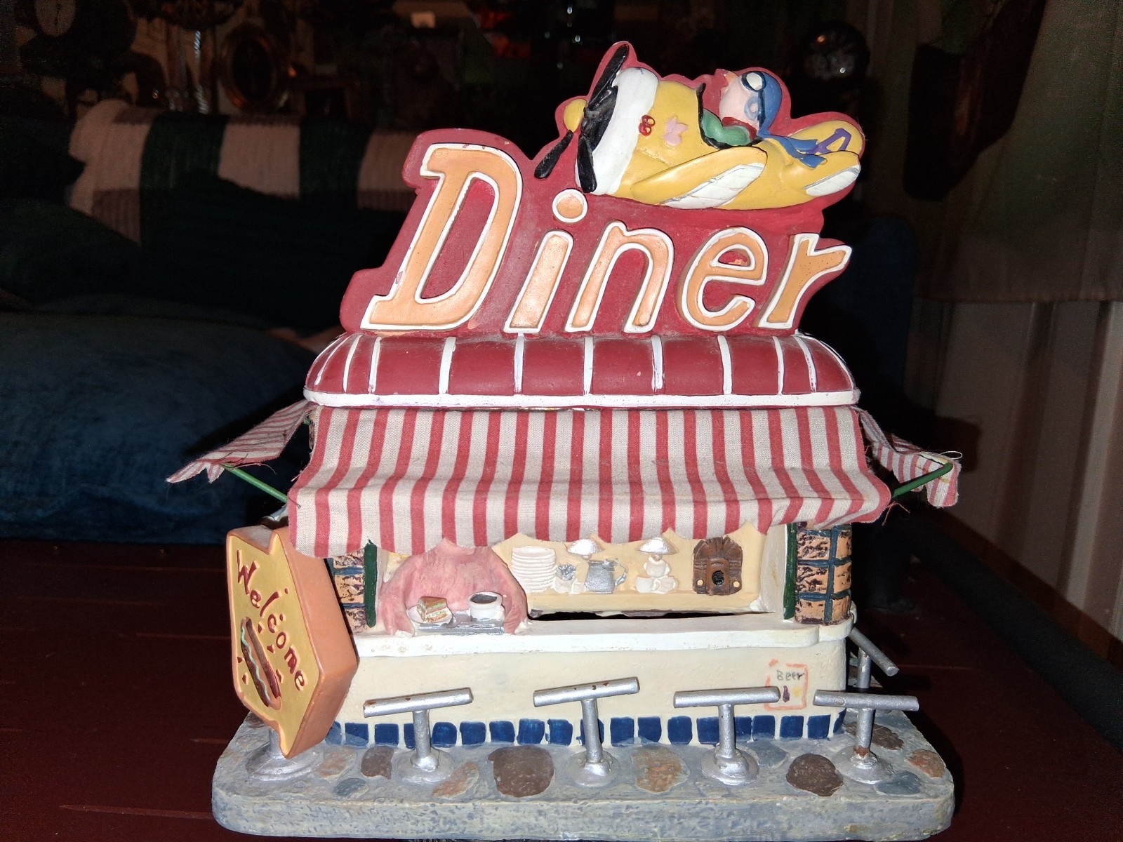 Adorable Antique Diner  Statue