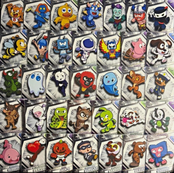 VeeFriends 2026 Topps Chrome  Complete  Base Set -  200 Cards Incl. Black Cat