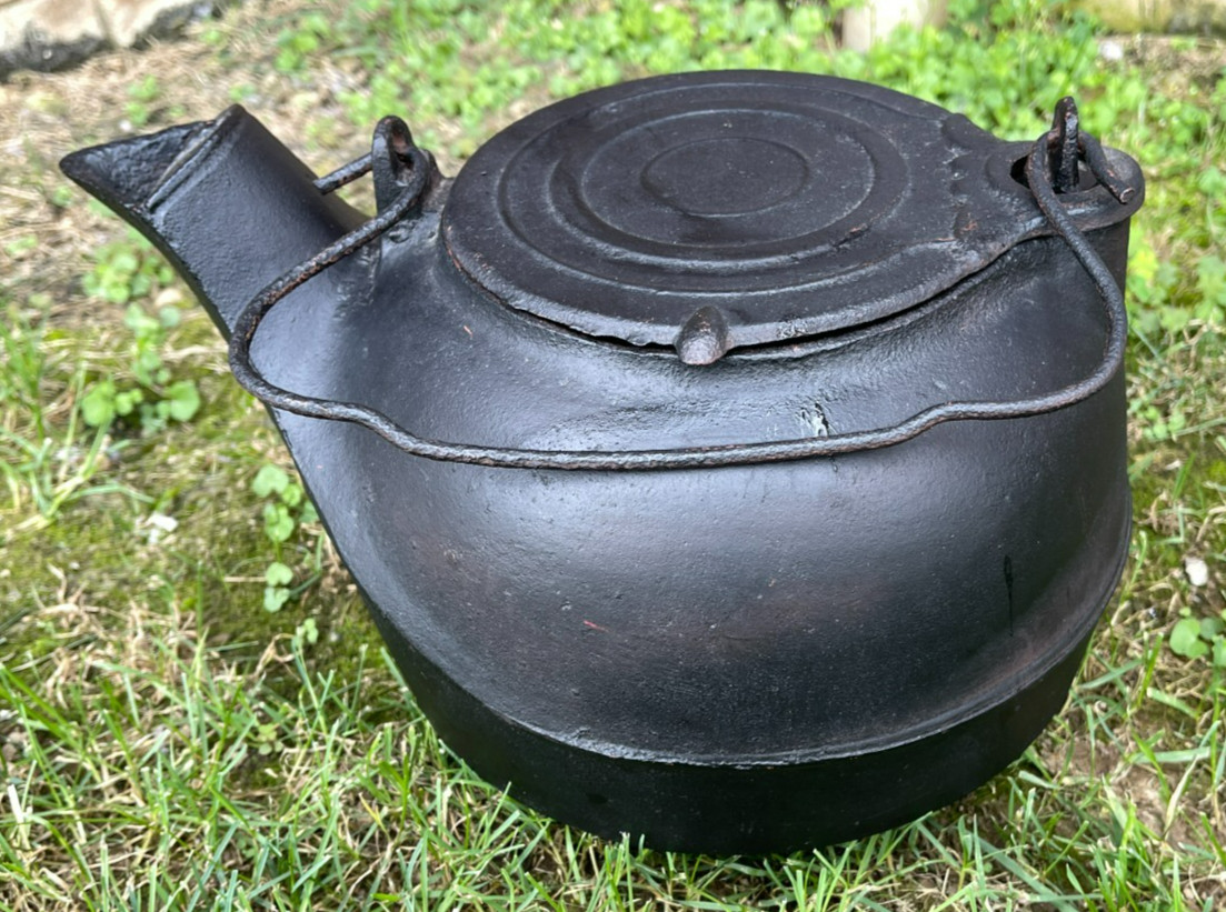 Antique Cast Iron Kettle Primitive Tea Pot Campfire Hearth Farmhouse Decor VTG