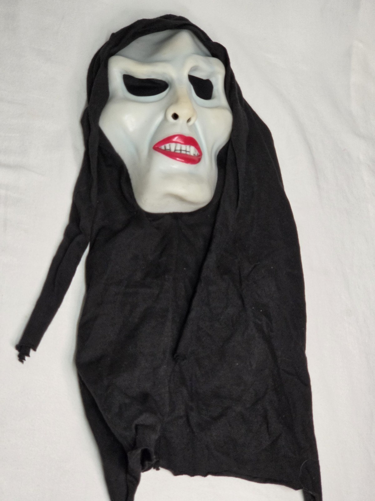 Vtg 90s Easter UNL/FUN WORLD Vampire Rare Mask Vampira 