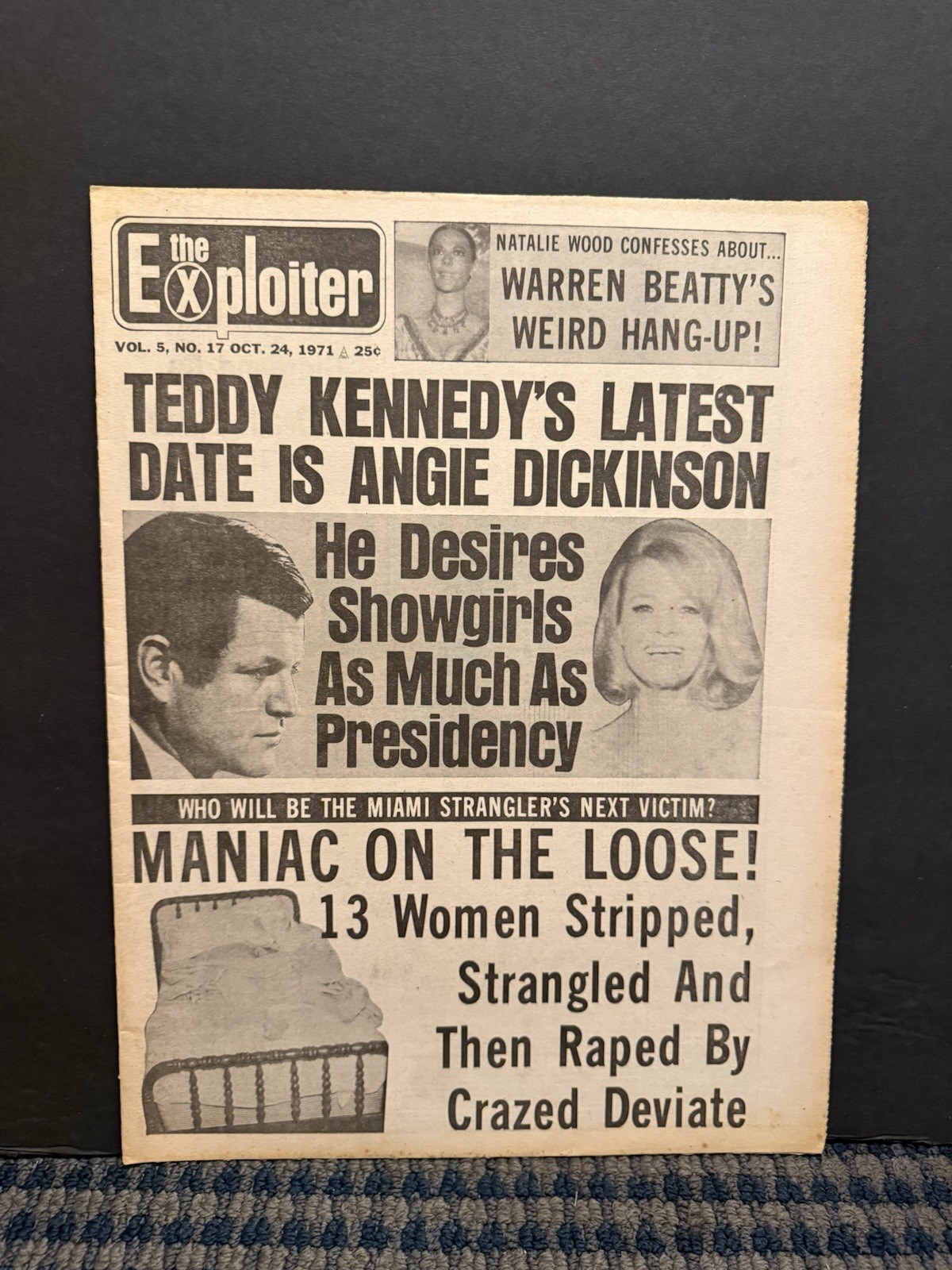 1971 Oct 24th The Exploiter Newspaper, Angie Dickinson, Warren Beatty (VRN10K)