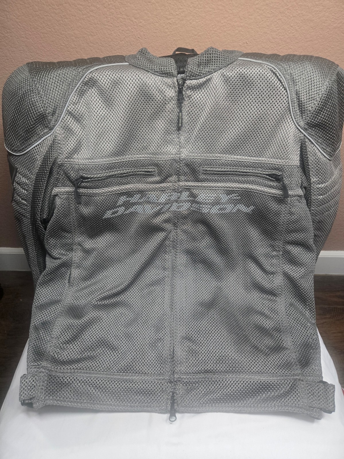 Genuine Harley-Davidson men’s motorcycle riding jacket in gray and black breatha