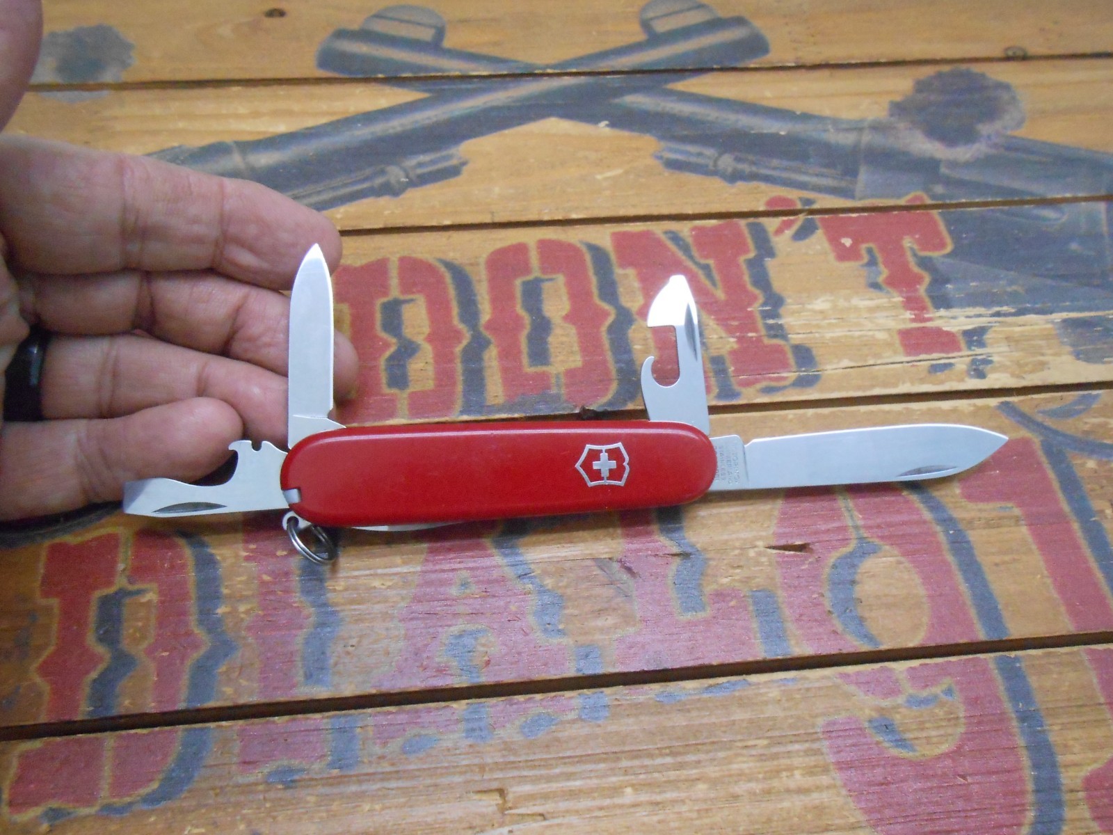 Victorinox Tinker Swiss Army Knife 91mm Red