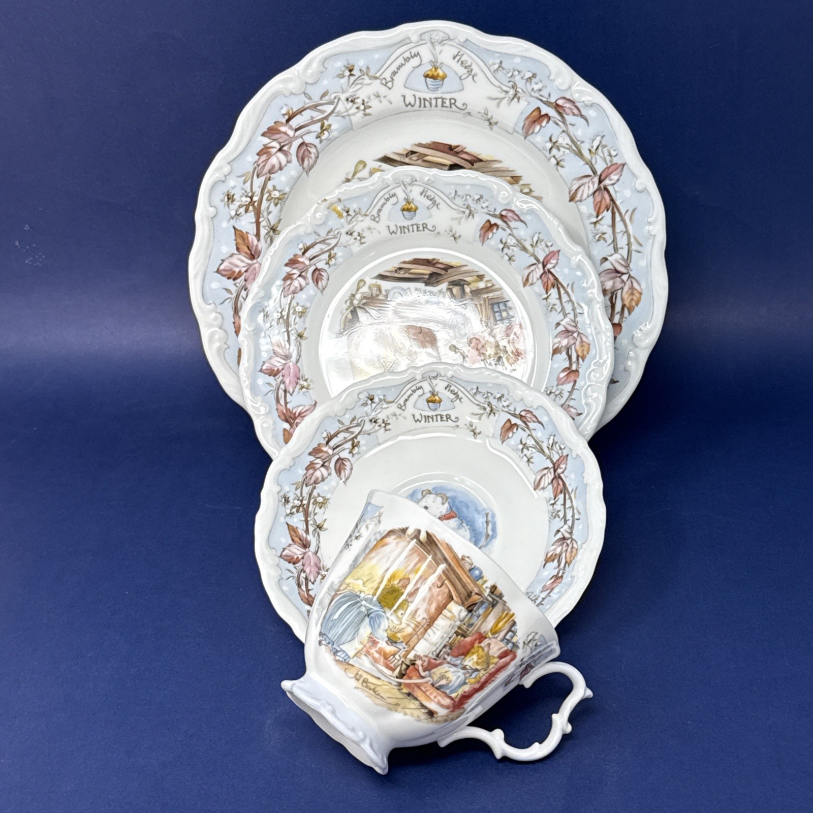 Royal Doulton Brambly Hedge Four Seasons Winter 4 Piece Plate Setting 1982-1983
