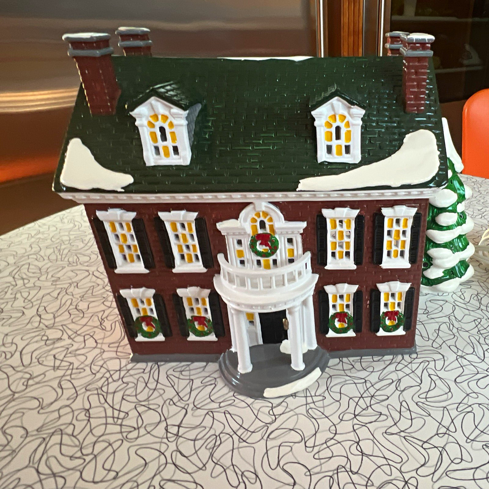 Department 56 Snow Village Illuminated Federal House Building 1991 Retired
