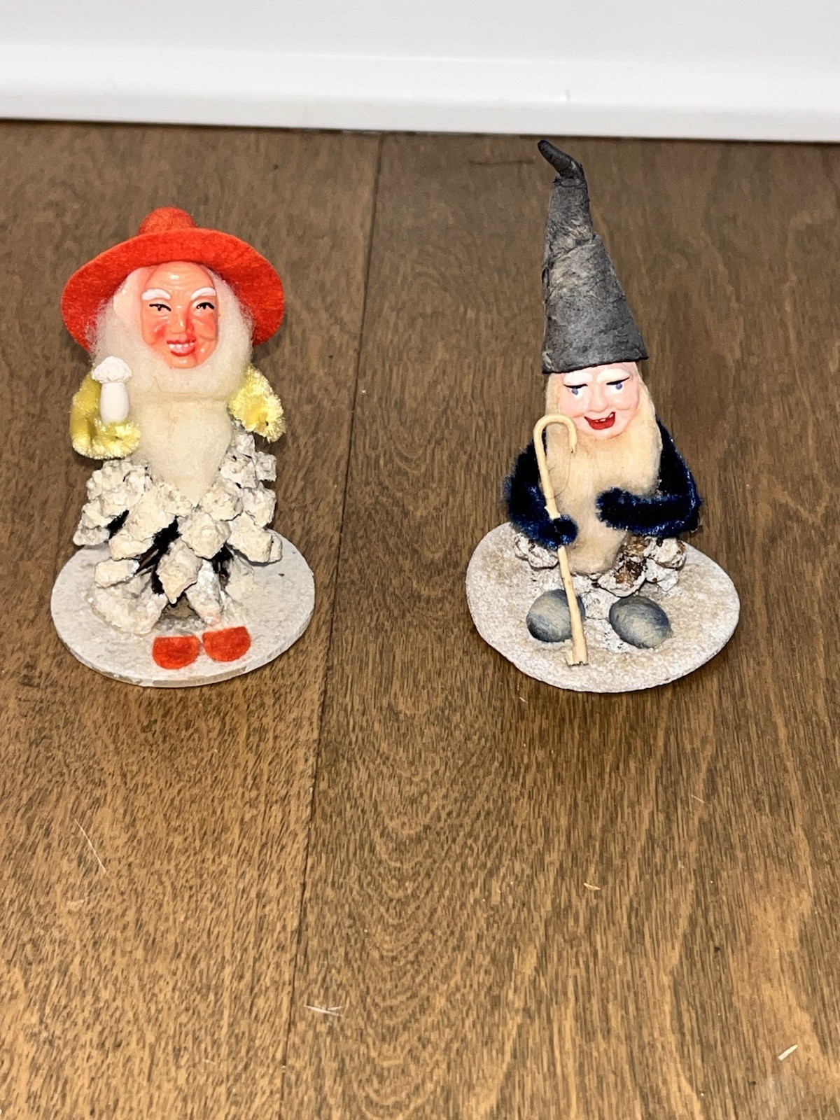 Pine Cone Gnomes Vintage 50’s Christmas Figures 3