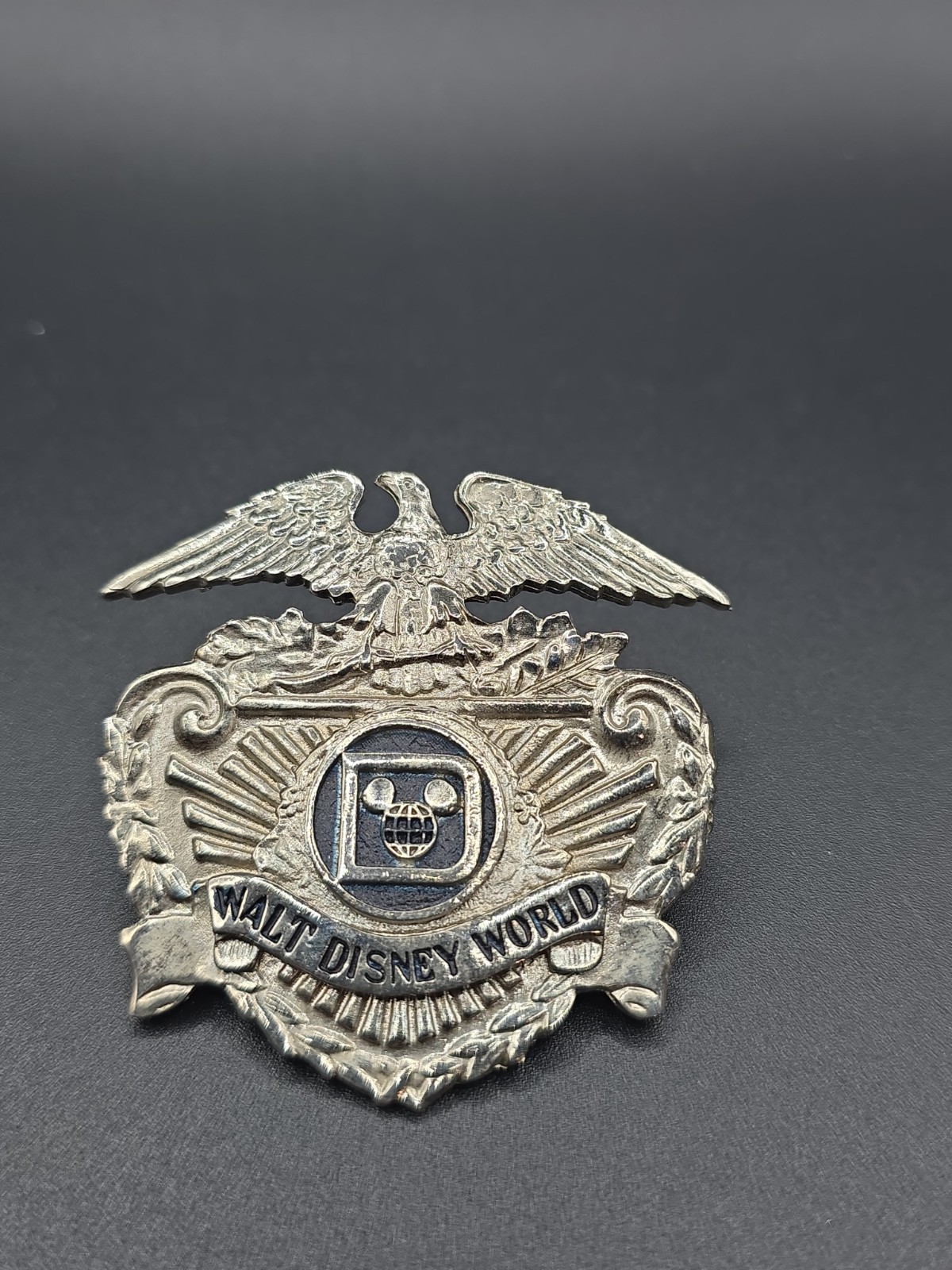 Walt Disney World WDW - 1970's Era Cast Member Security Hat Badge Eagle Crest UR