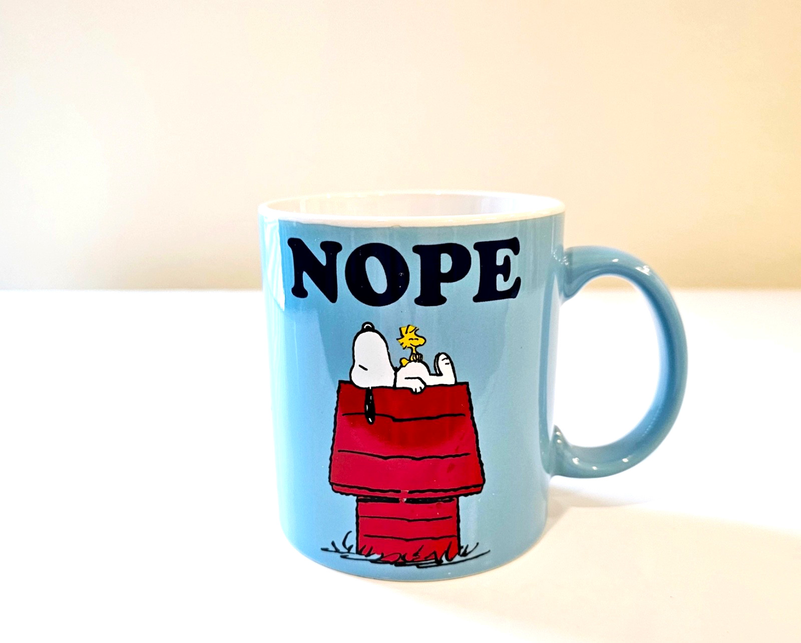 Peanuts Snoopy on Red Doghouse \