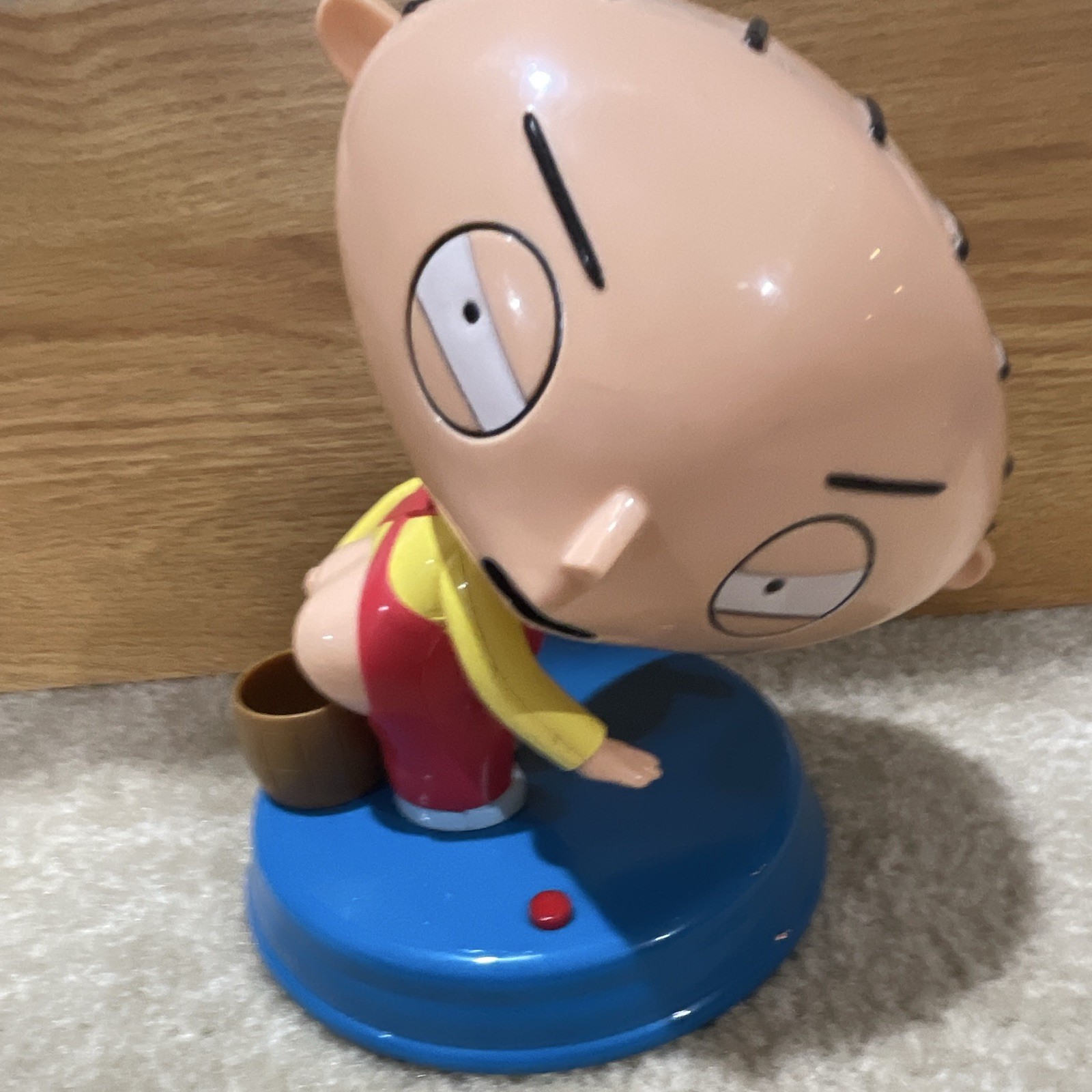 Family Guy Stewie Griffin “Farty Pants Stewie” Blows bubbles/speaks/animated