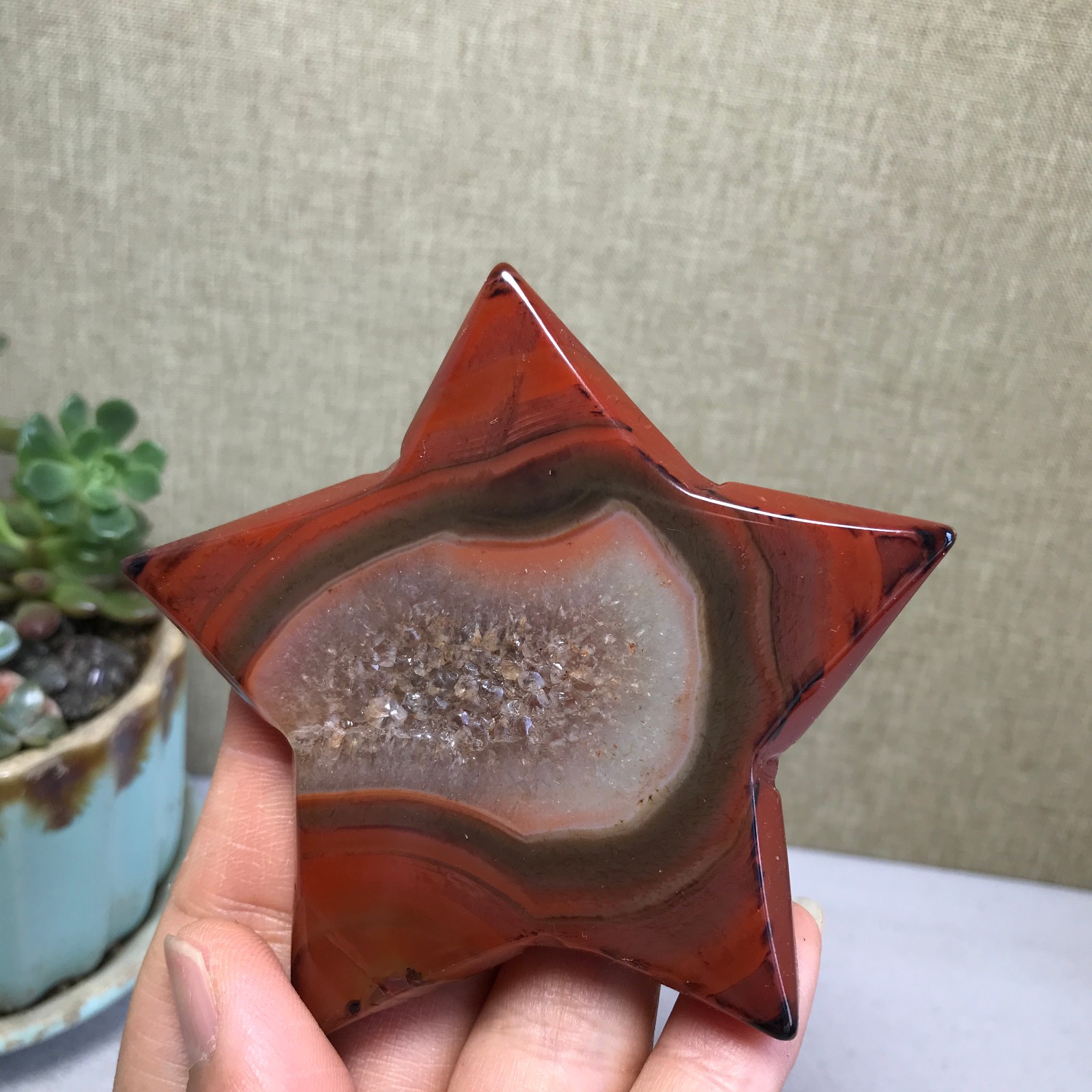 88mm Crazy Lace SILK Banded Agate hand carved star Crystal Specimen 112g A4528