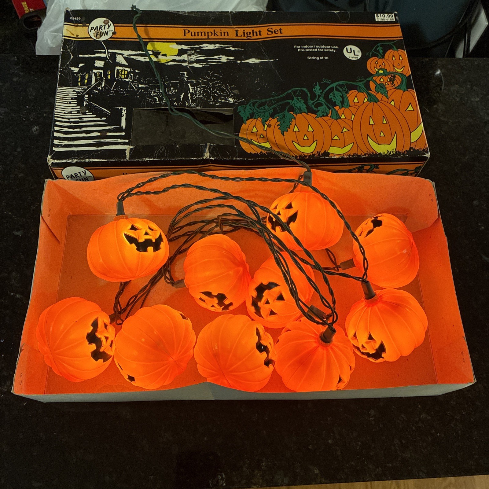Vintage 1992 Party Fun Pumpkin Light Set 10 Jack O Lantern Halloween Lights NOS