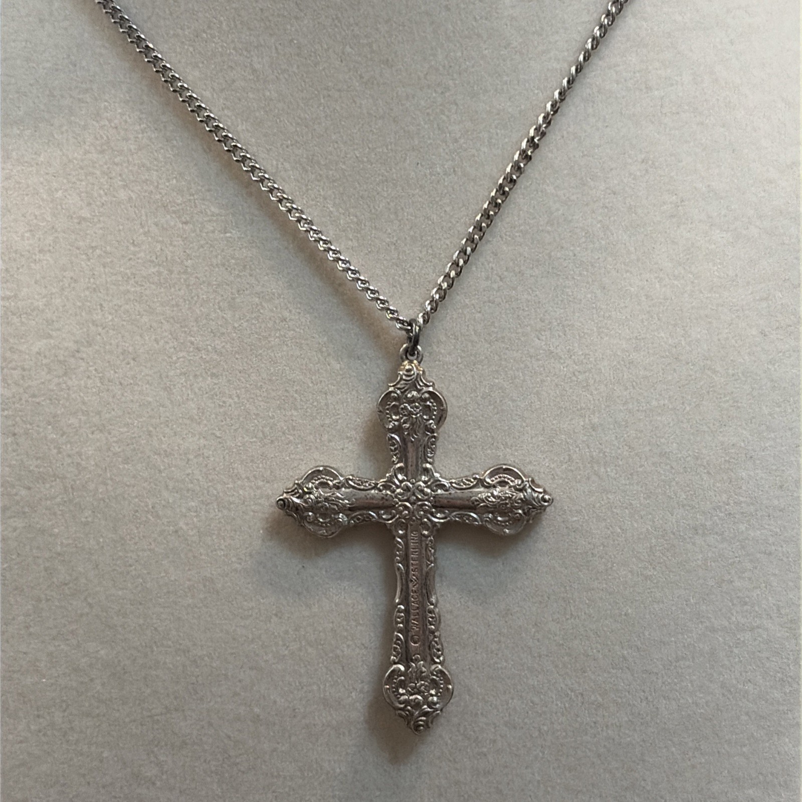 WALLACE GRANDE BAROQUE STERLING SILVER CROSS PENDANT NECKLACE