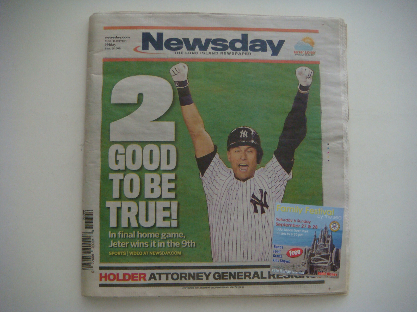 Derek Jeter\'s final game Yankee Stadium  2014 New York Newsday Newspaper 