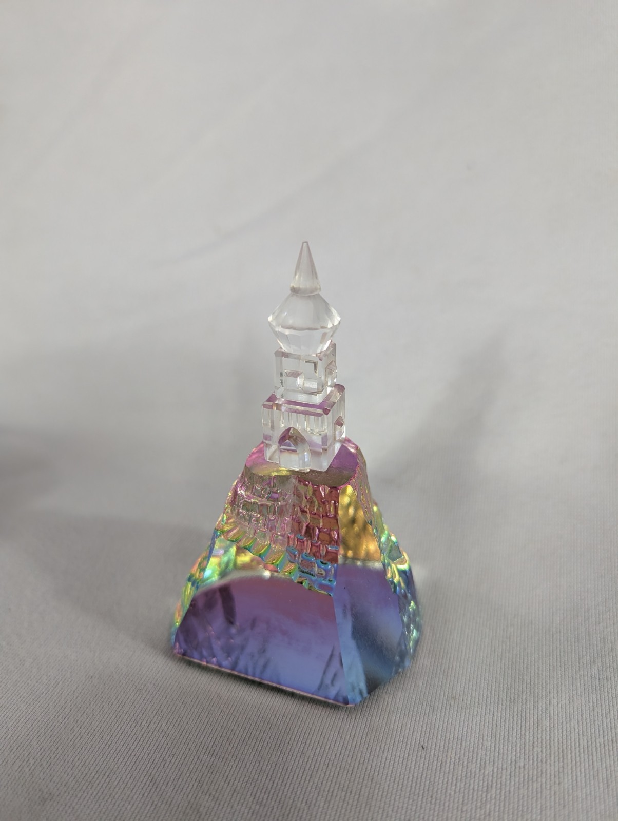 Vintage - Crystal World Castle - Rainbow Castles And Legends