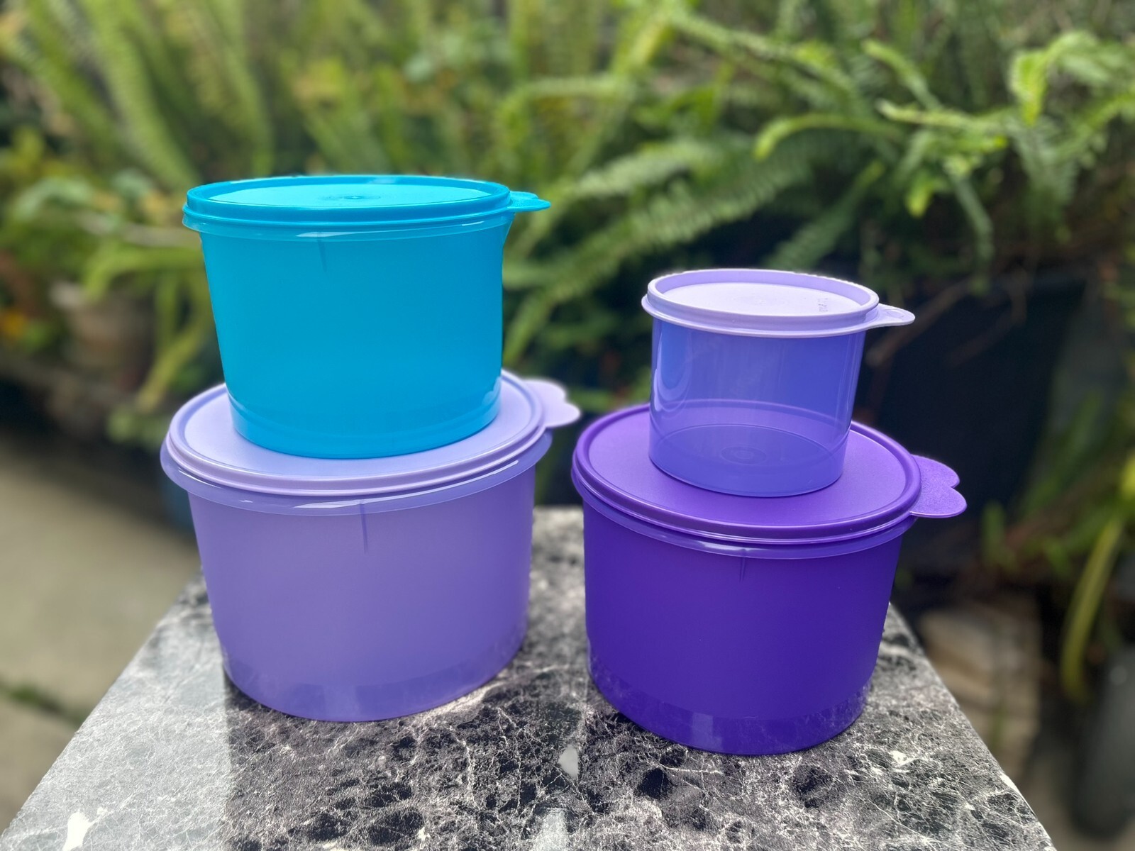 Tupperware canisters set of 4 pcs - Multicolor brand new