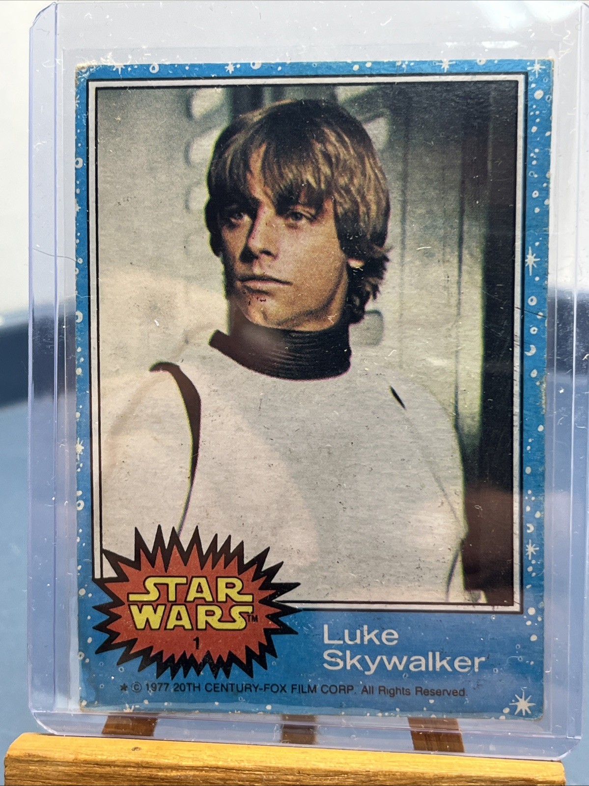ROOKIE 1977 Topps Star Wars Luke Skywalker Blue Series 1 Card #1 RC