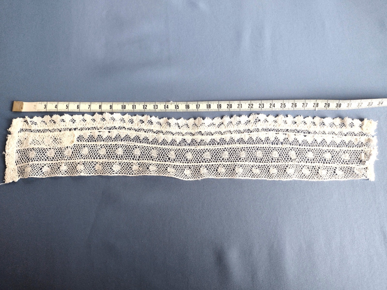 Antique Edwardian High Neck Lace Collar Insert / Guipure trim c. 1890\'s - 1900