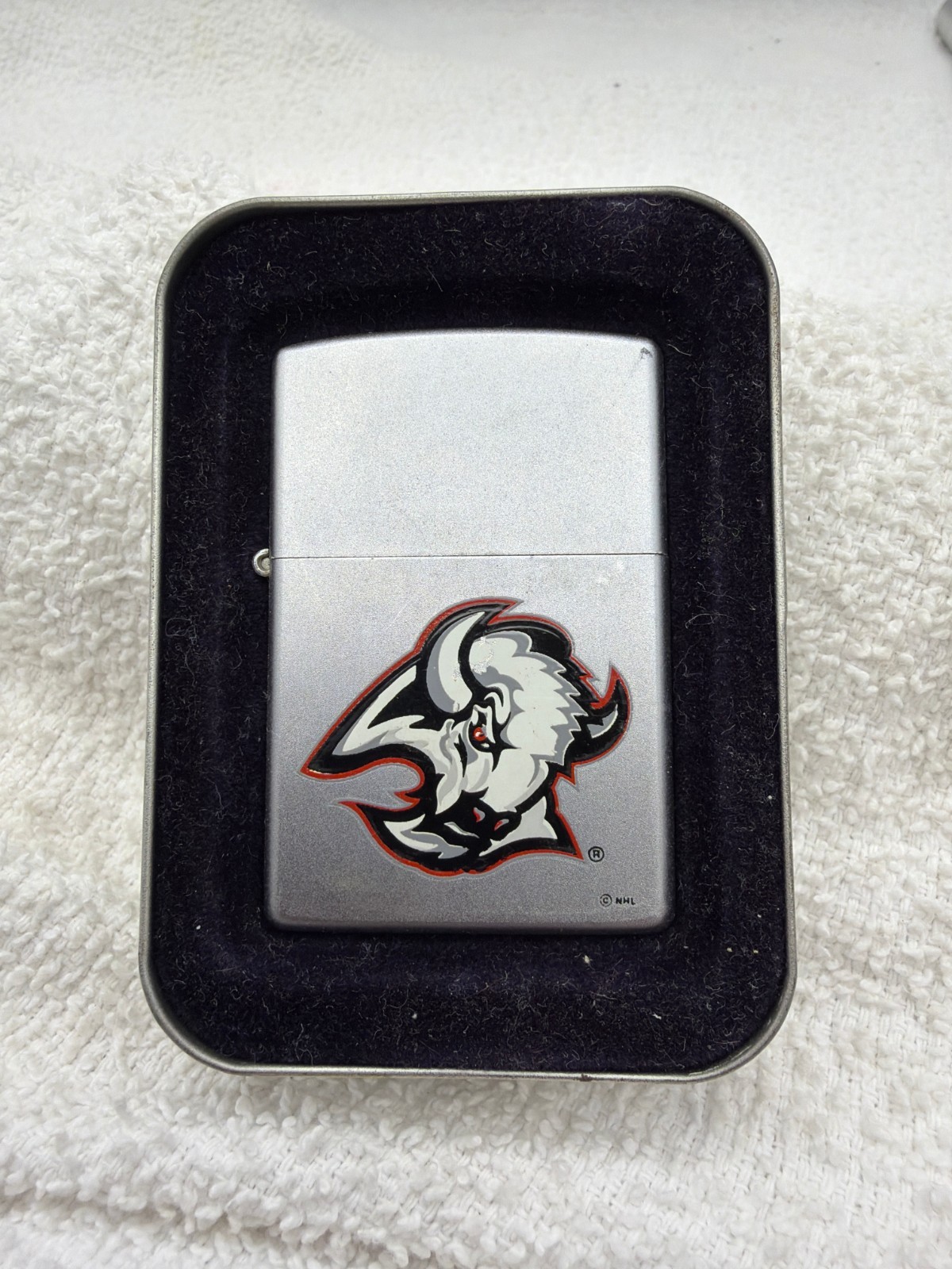 Zippo Buffalo Sabres NHL 2000 Hybrid Niagara Falls Bradford PA Lighter w/ Tin