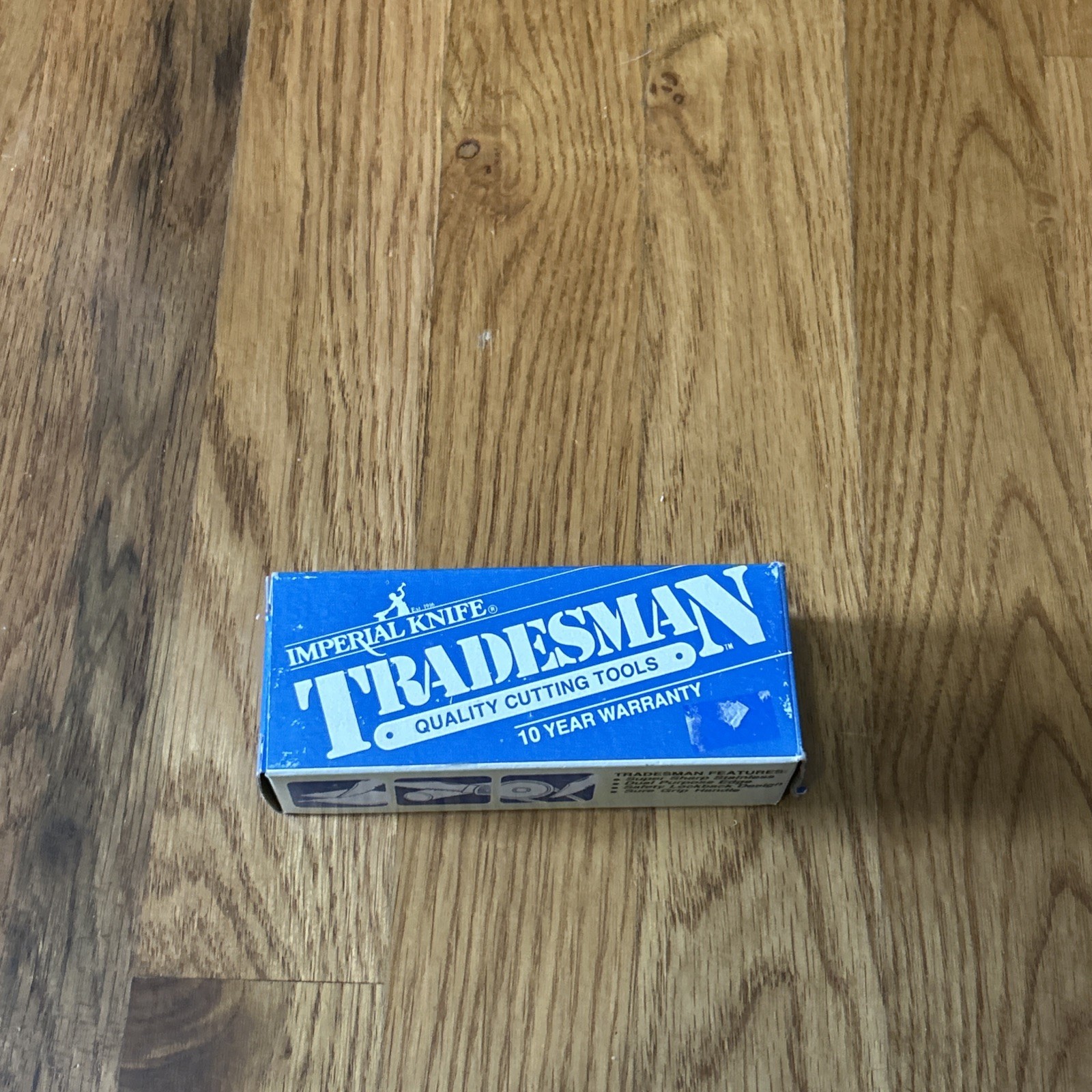 NOS IMPERIAL TRADESMAN MADE IN IRELAND LOCK BACK POCKET KNIFE IN BOX