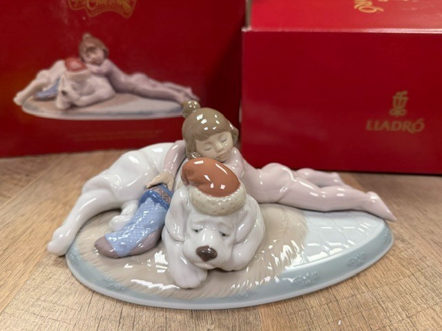 Retired Lladro 06673 Christmas Buddies The Night Before Christmas with box
