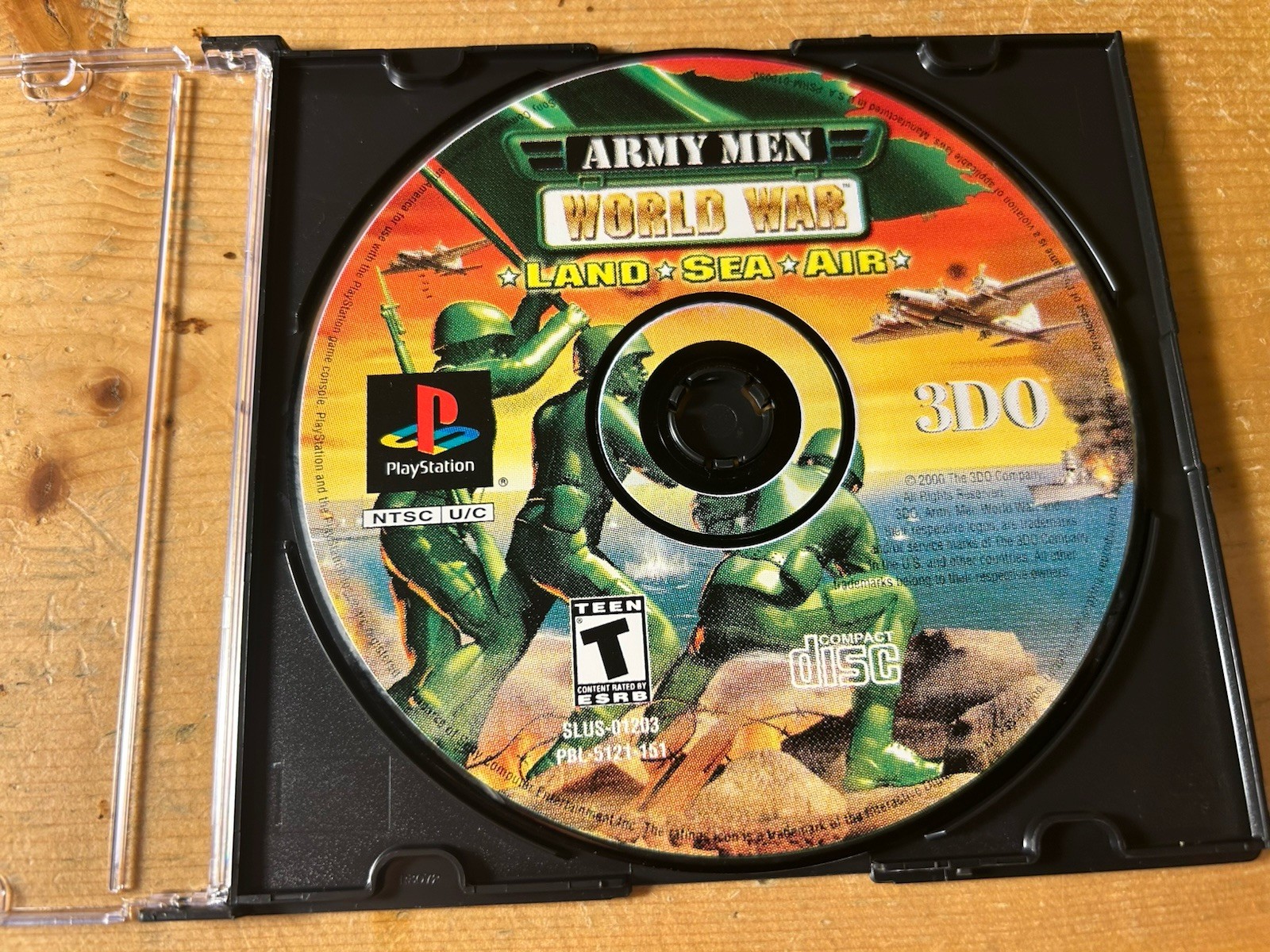 PS1: Army Men: World War: Land, Sea, Air (Sony PlayStation 1, 2000) Disc Only