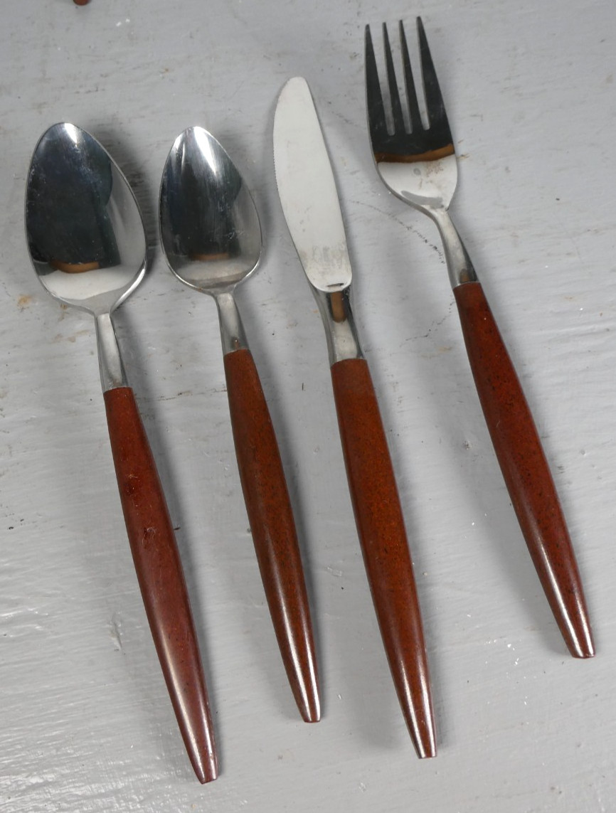 42 pc MCM Stainless Flatware Faux Wood Japan  American Tempo - 9 Place Settings