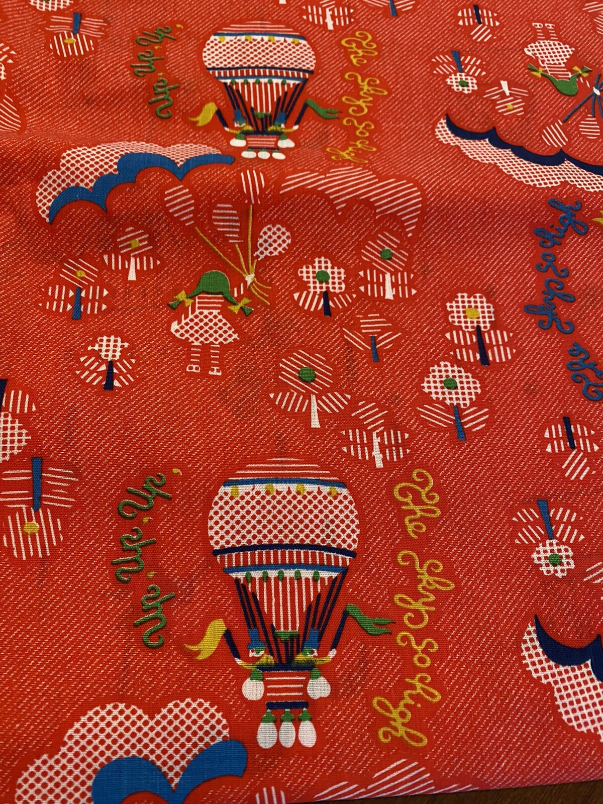 VTG 1970s COTTON FABRIC HOT AIR BALLOON Hippie Girl Flower Power RED GINGHAM BTY