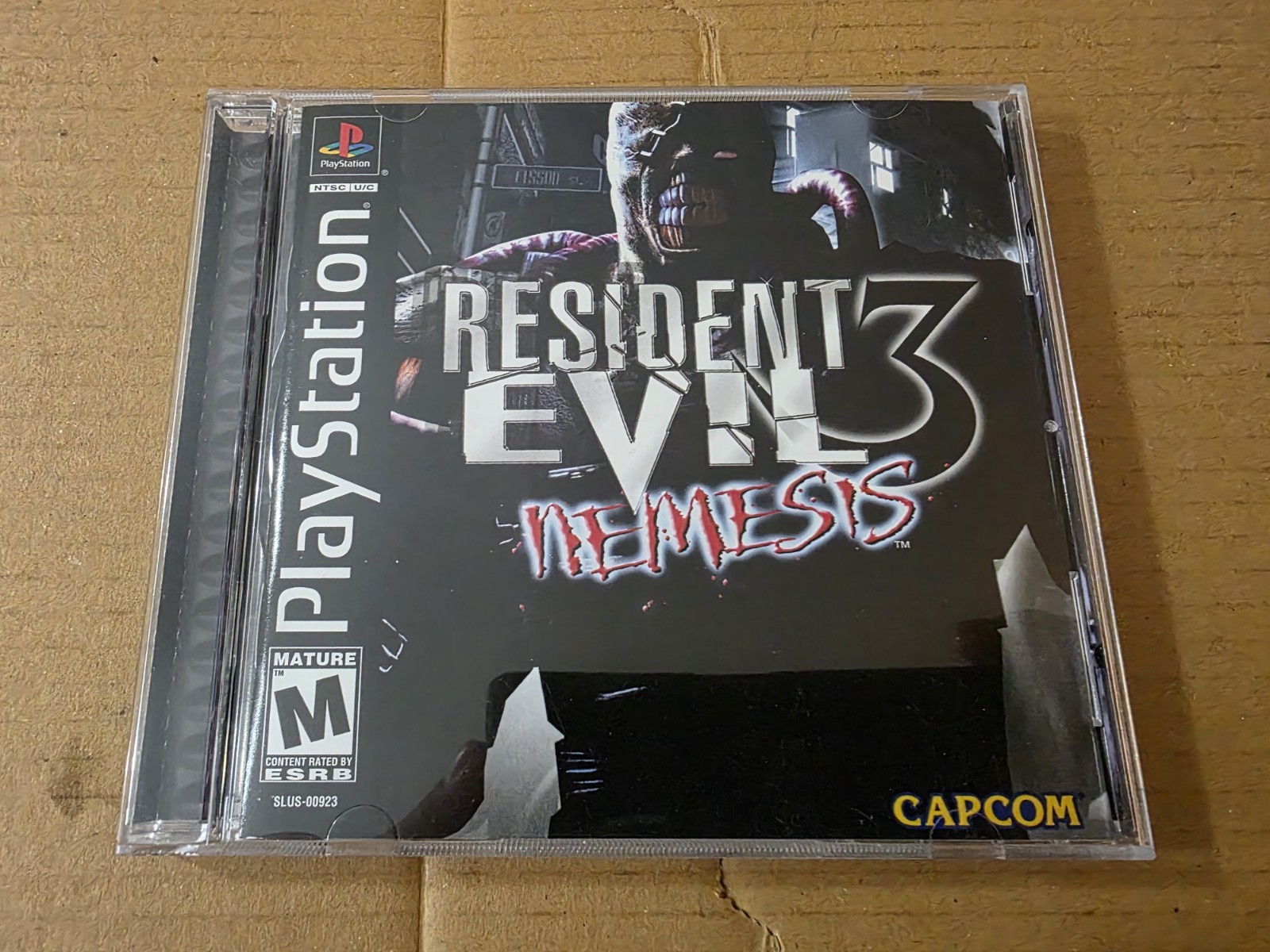 Resident Evil 3 Nemesis Sony Playststion 1 PS1 1999 Complete W/ Reg Tested Auth