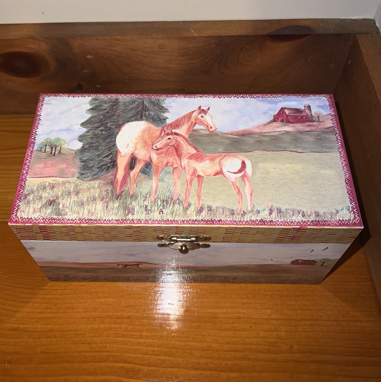 Enchantments Horse Jewelry Box Horse Ranch Trinket Case 2006 Equestrian