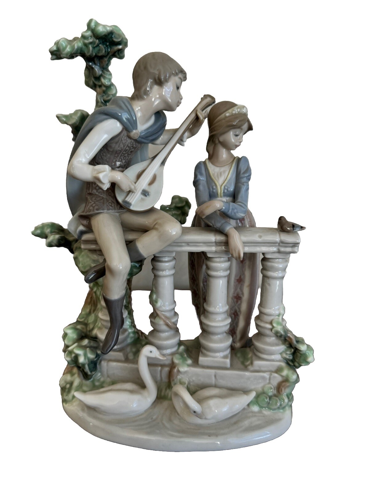 Lladro Serenade 5381 Excellent Condition No Box SIGNED