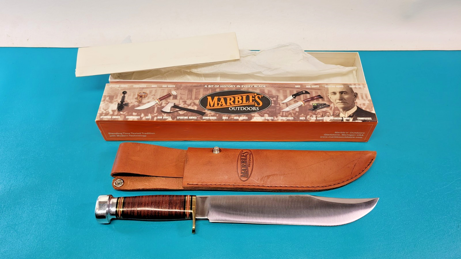 Mint Marble's Trailmaker Stacked Leather Hunting Bowie Knife + Sheath & Box