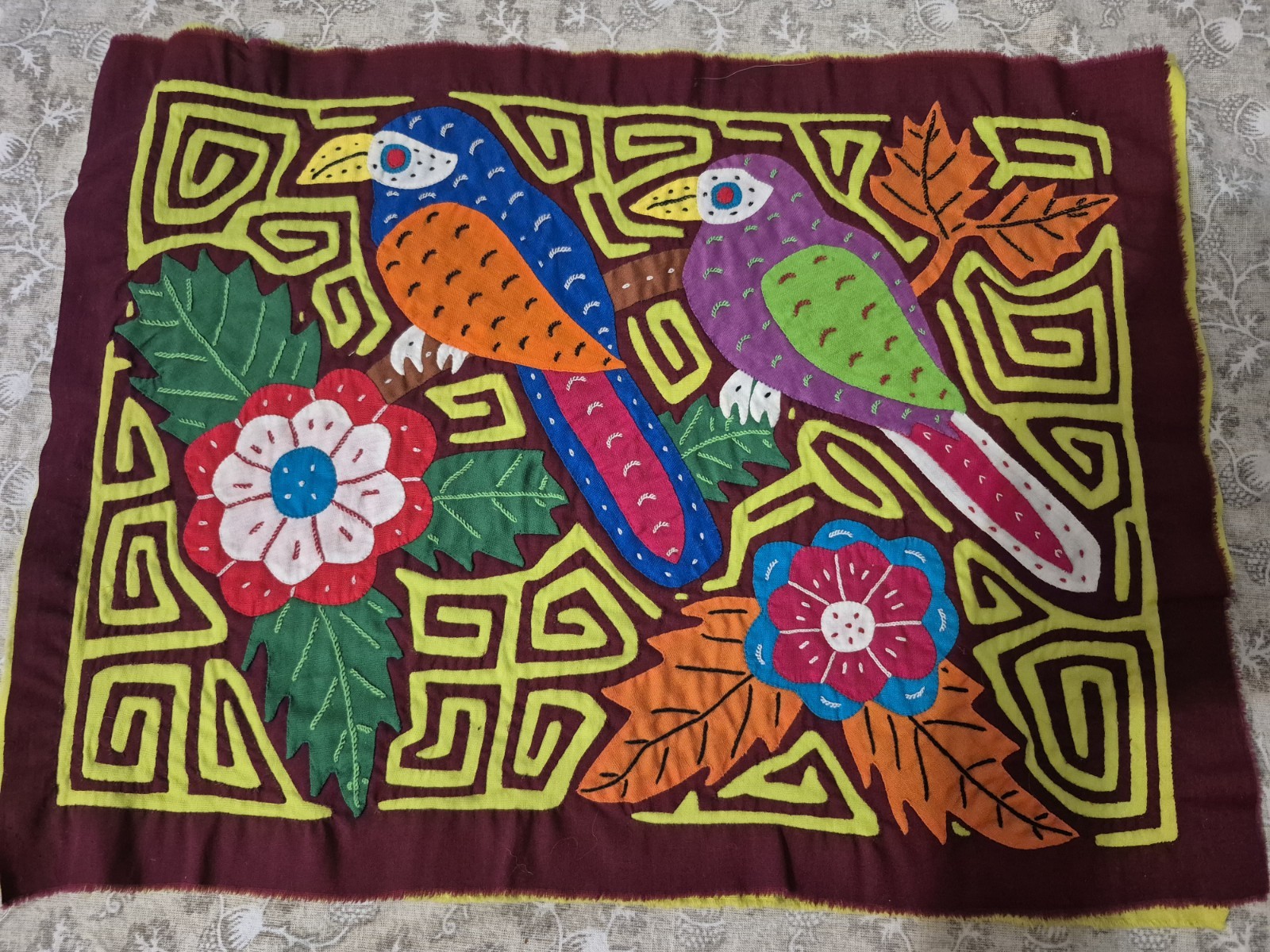 💥 Vtg Mola Parrots Hand Stitched Kuna Indians Panama Fabric Art  Panel 