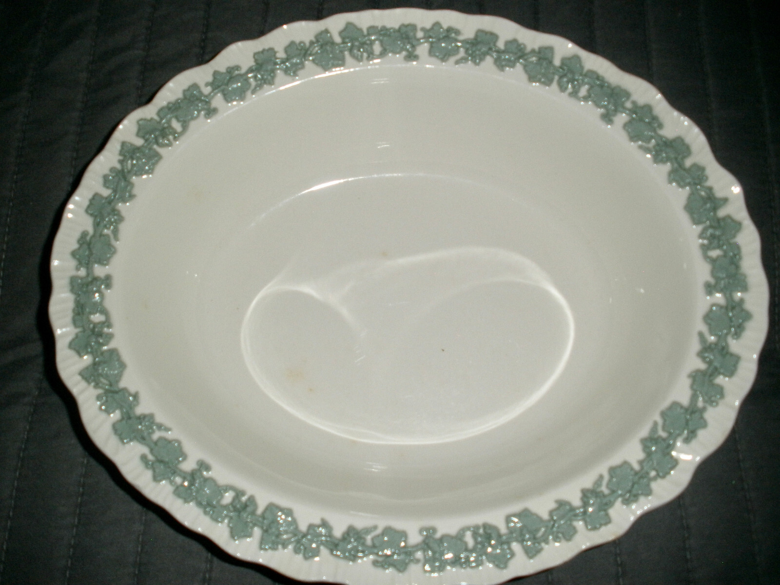 Wedgwood QUEEN'S WARE Embossed Celadon Green on Cream  10