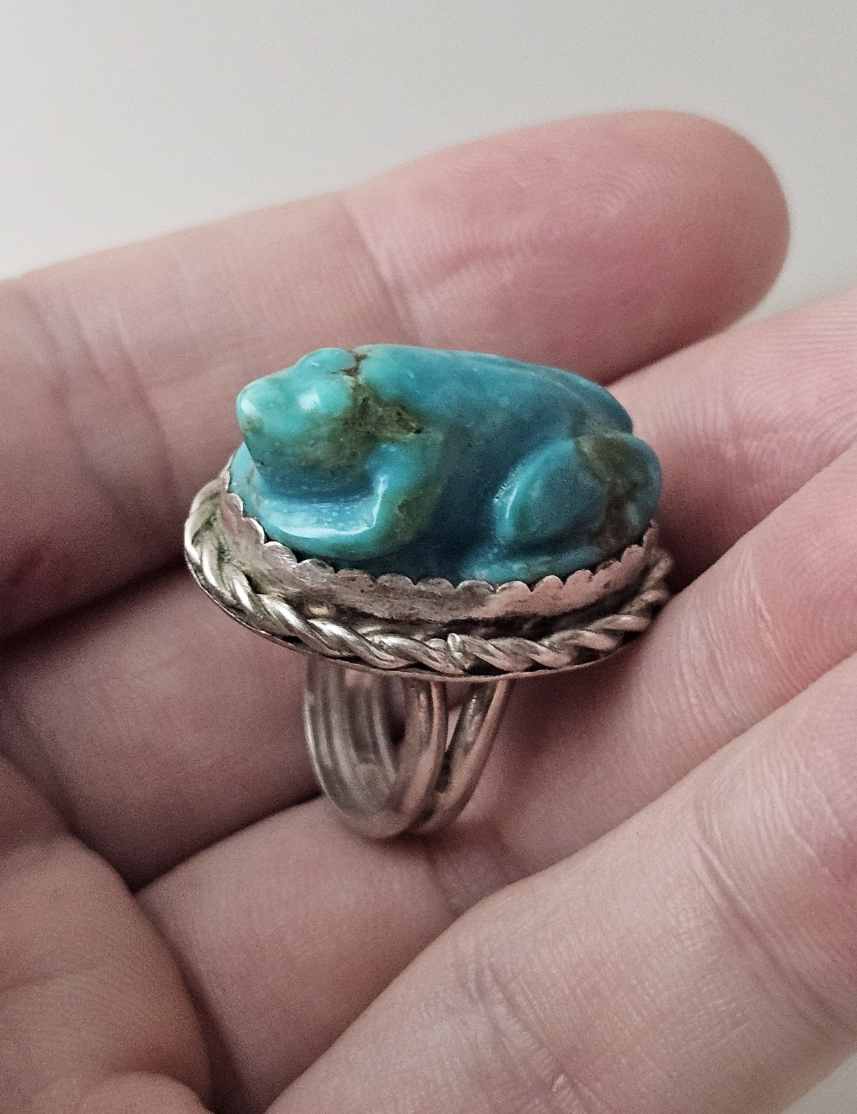  ZUNI Rare Carved Blue Turquoise Native FROG FETISH Sterling Silver RING Size 5 