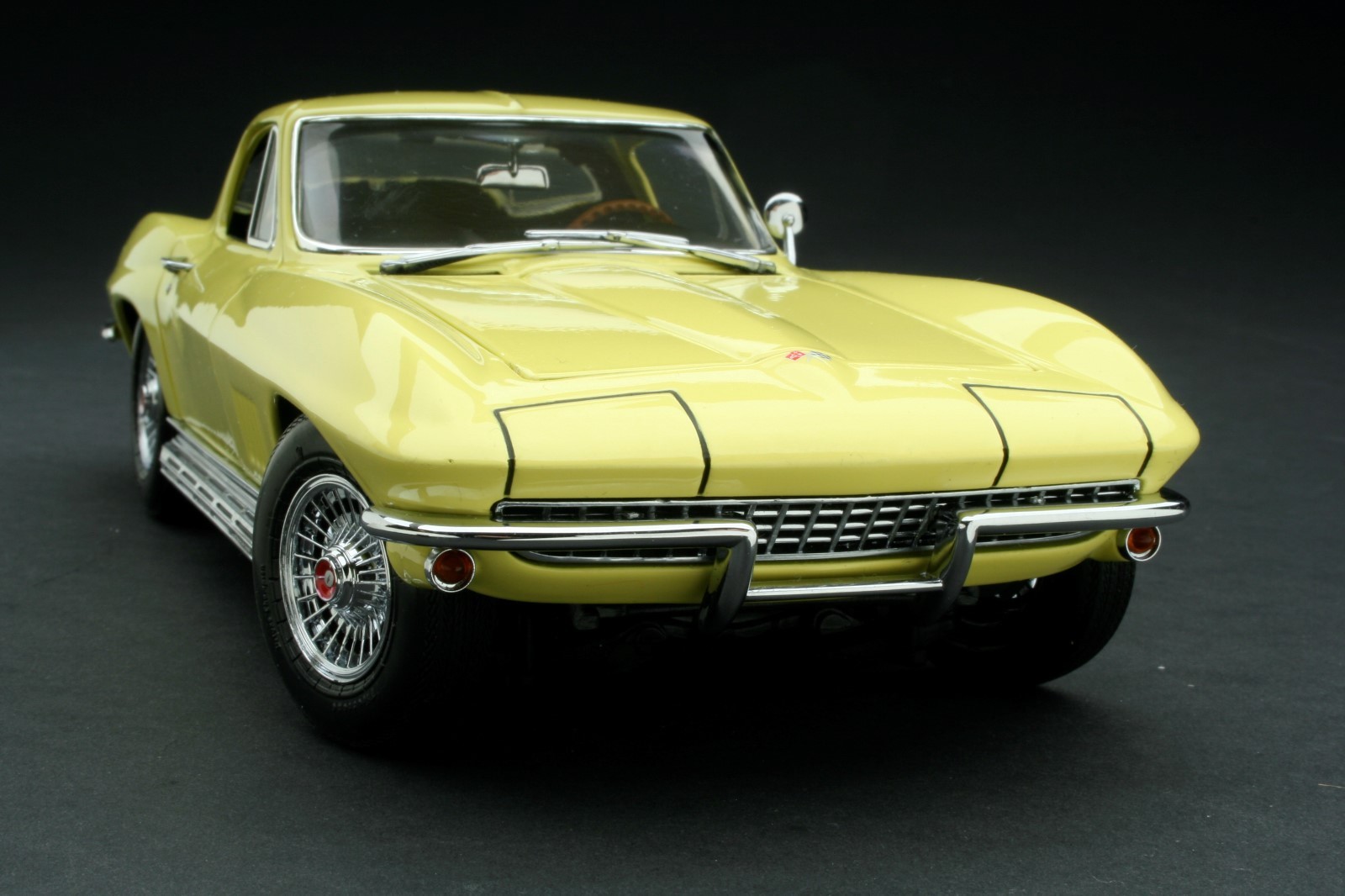Exoto | 1:18 | SPECIAL 🎯 OFFER | 1967 Corvette Stingray | Sunfire Yellow