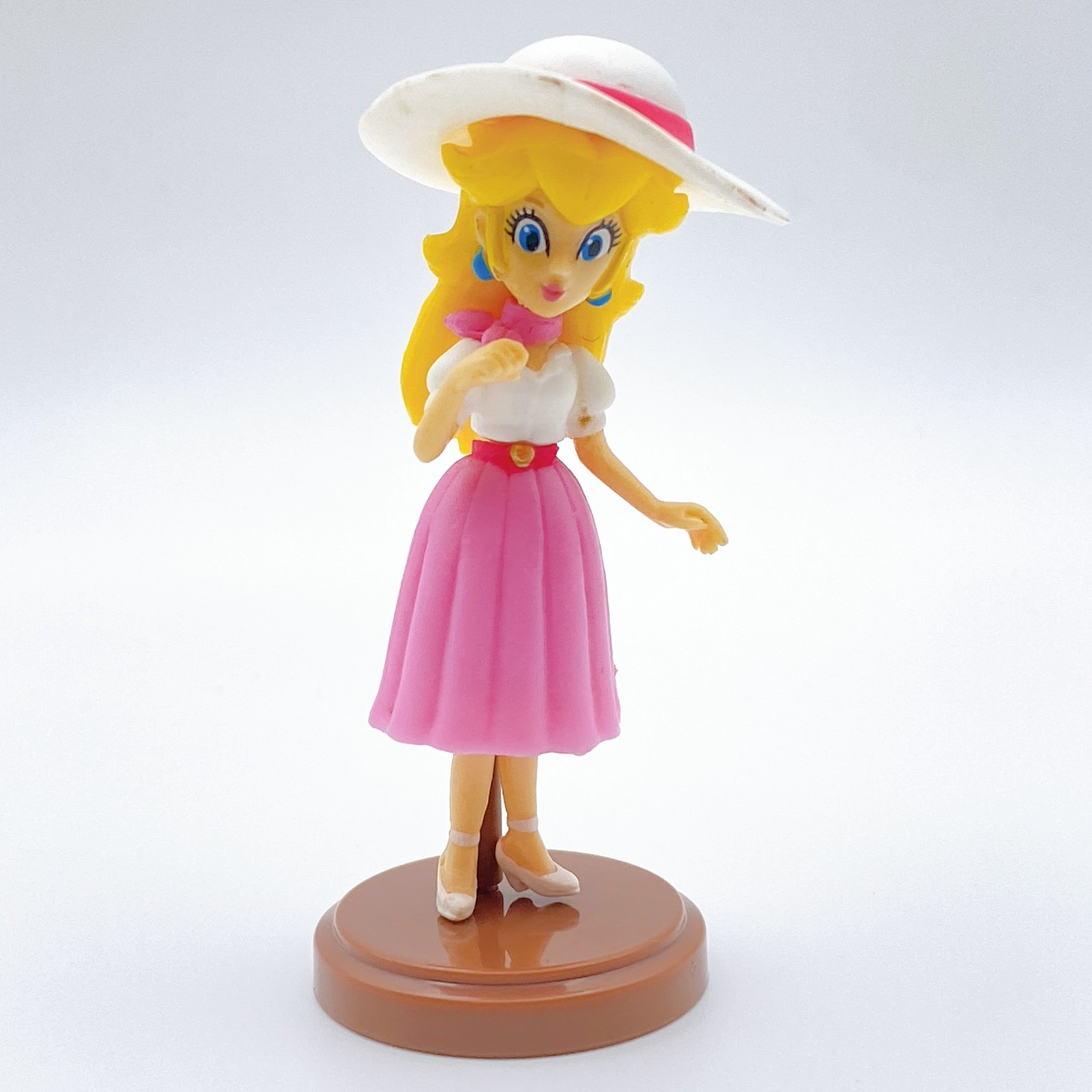 Super Mario Odyssey Princess Peach Choco Egg Furuta Mini Figure Japan Nintendo