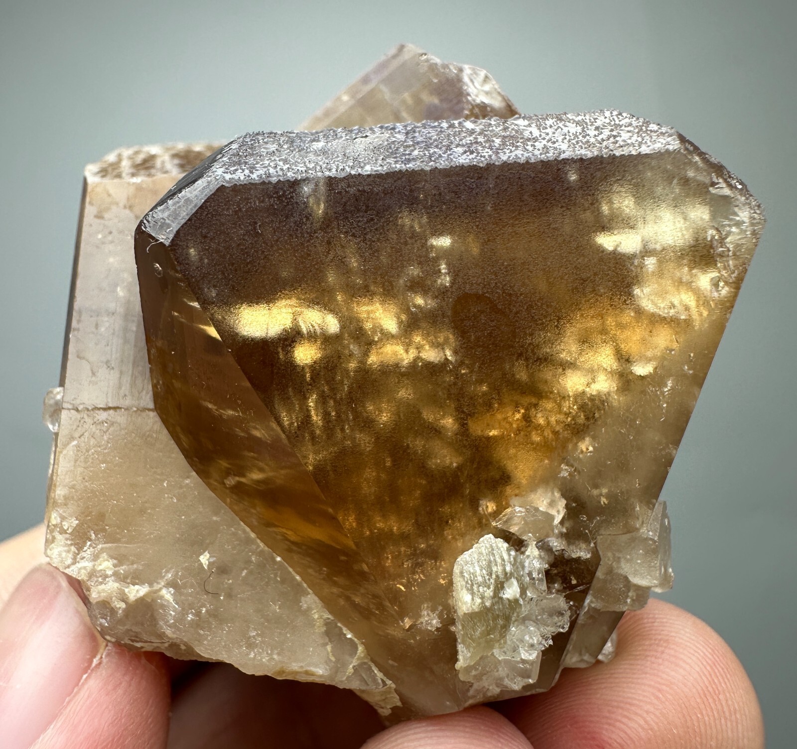 131 Gram Full Terminated Top Honey Color Topaz Huge Tri Crystals From Skardu@PAK