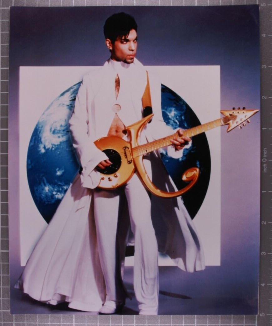 Prince Photograph 10\