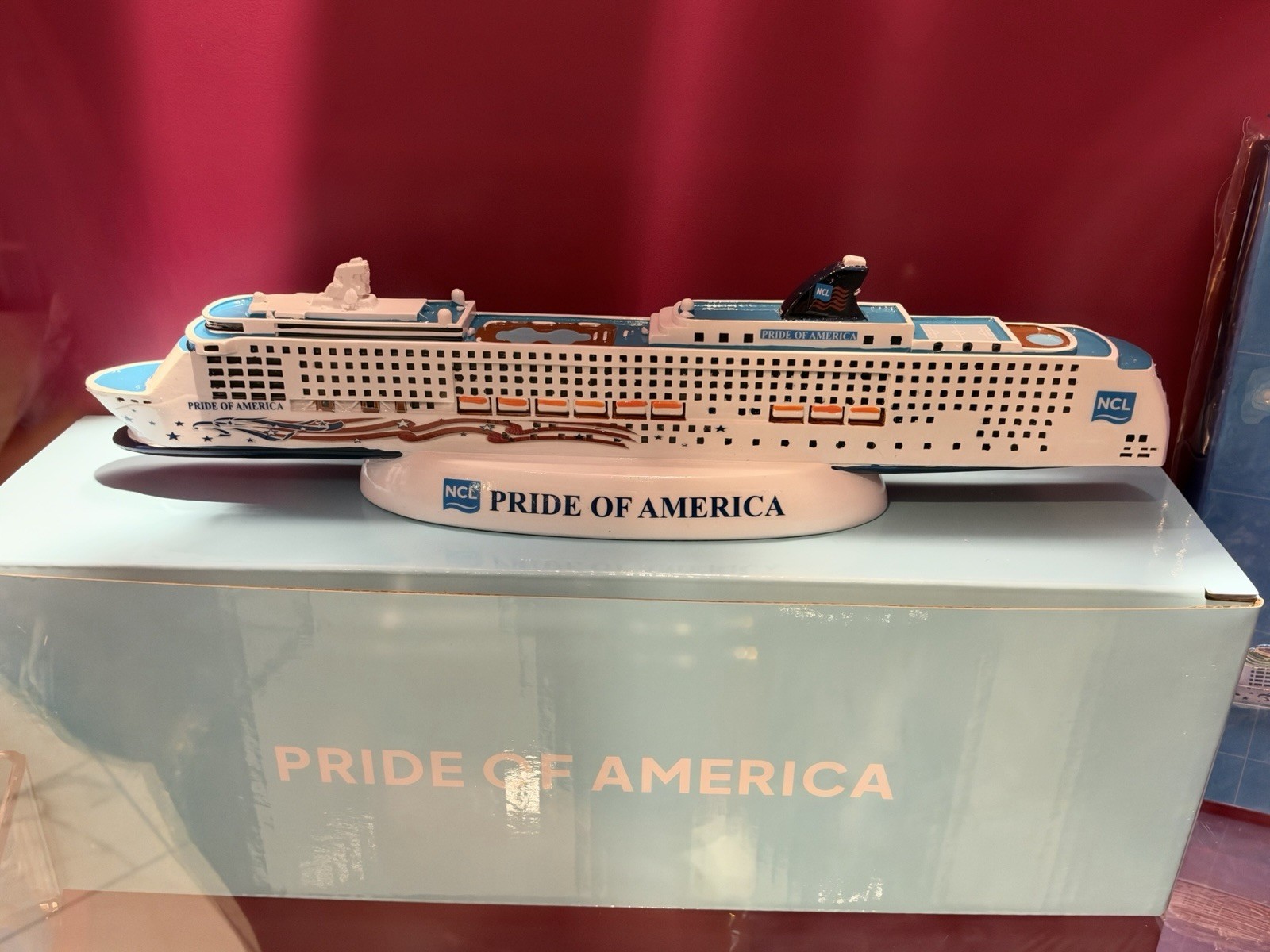 Norwegian Cruise Lines PRIDE OF AMERICA Cruise Ship Model Resin New