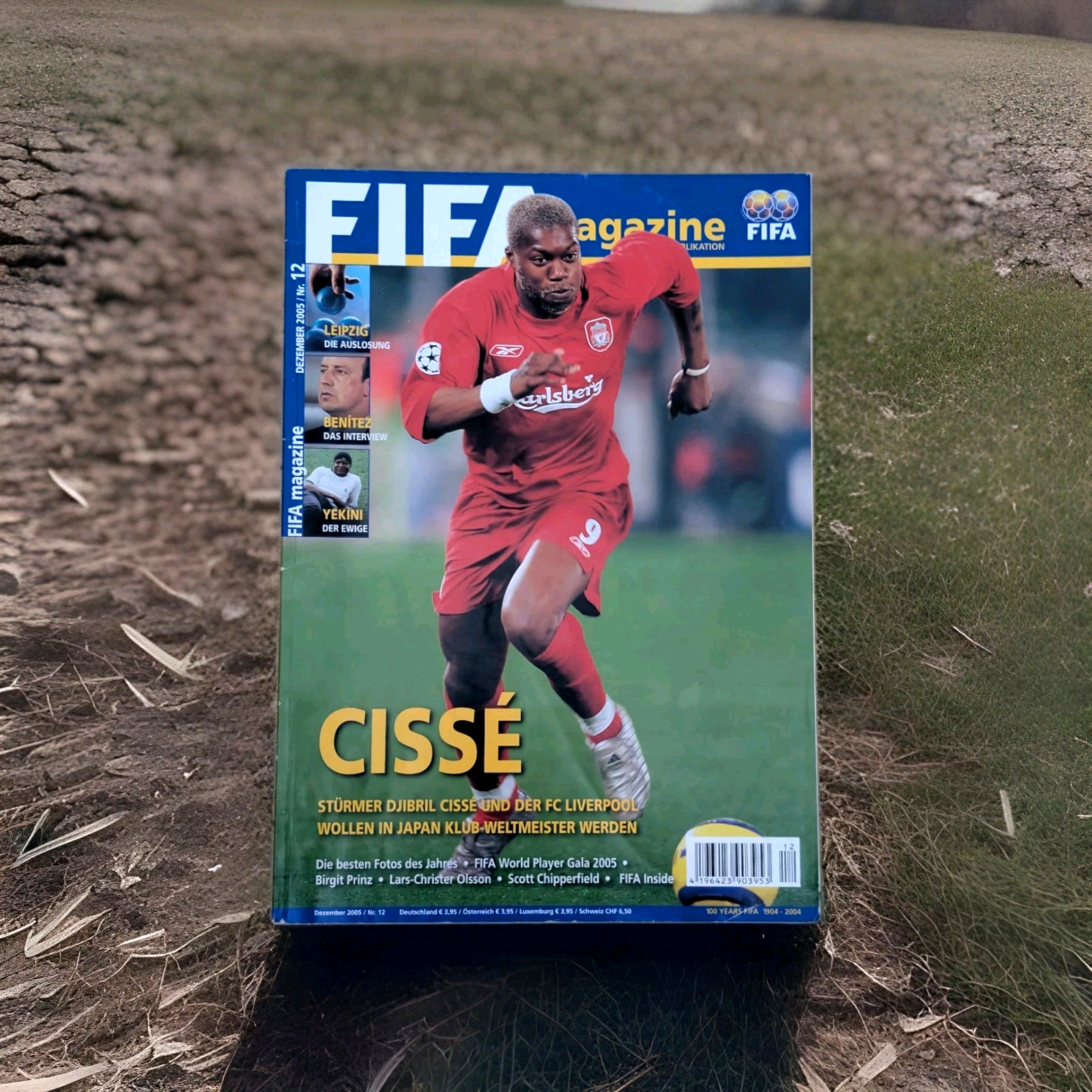 FIFA Magazine - Official Publication - December 2005 No 12