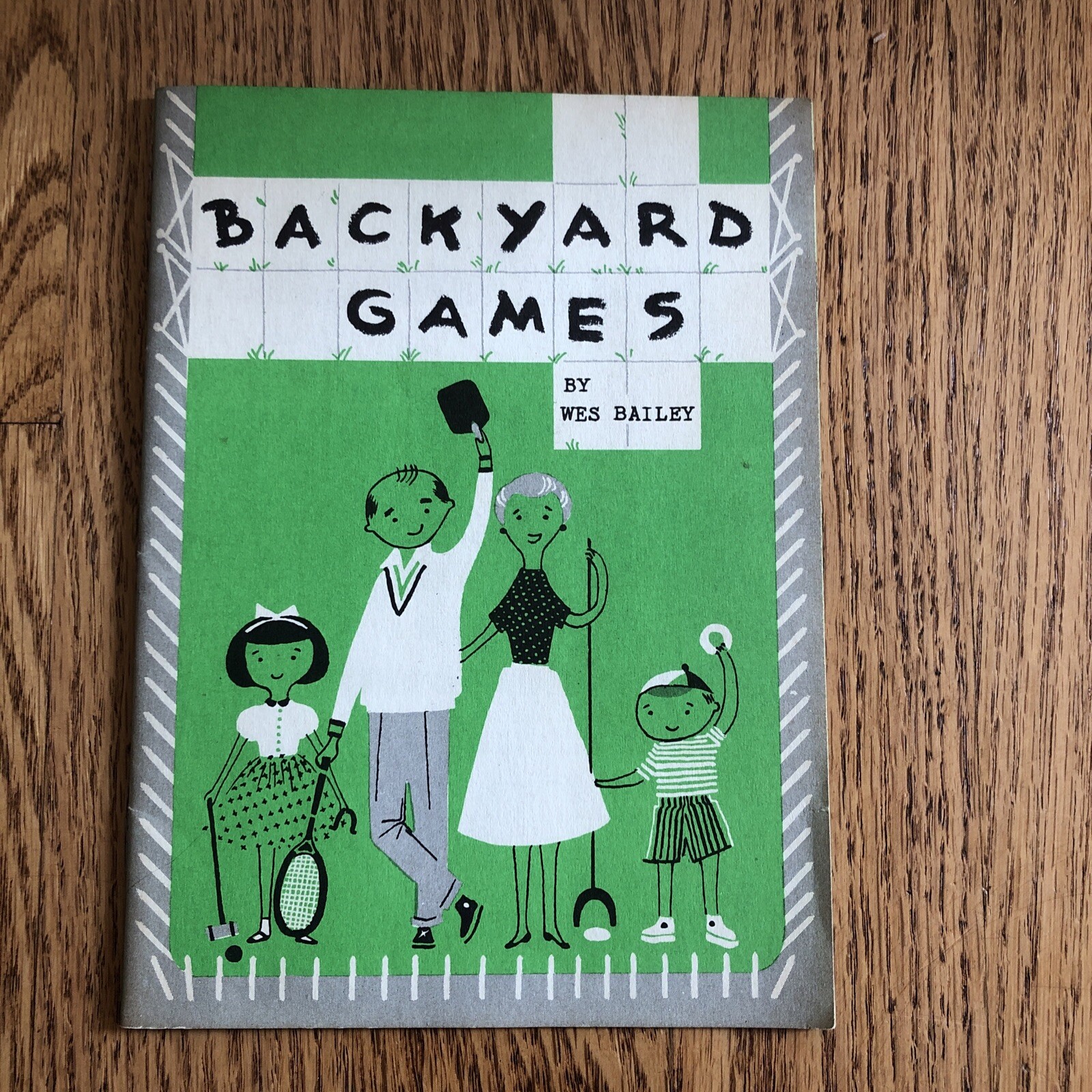Vtg 1954 Backyard Games Booklet Reading Rack Services Ford Motor