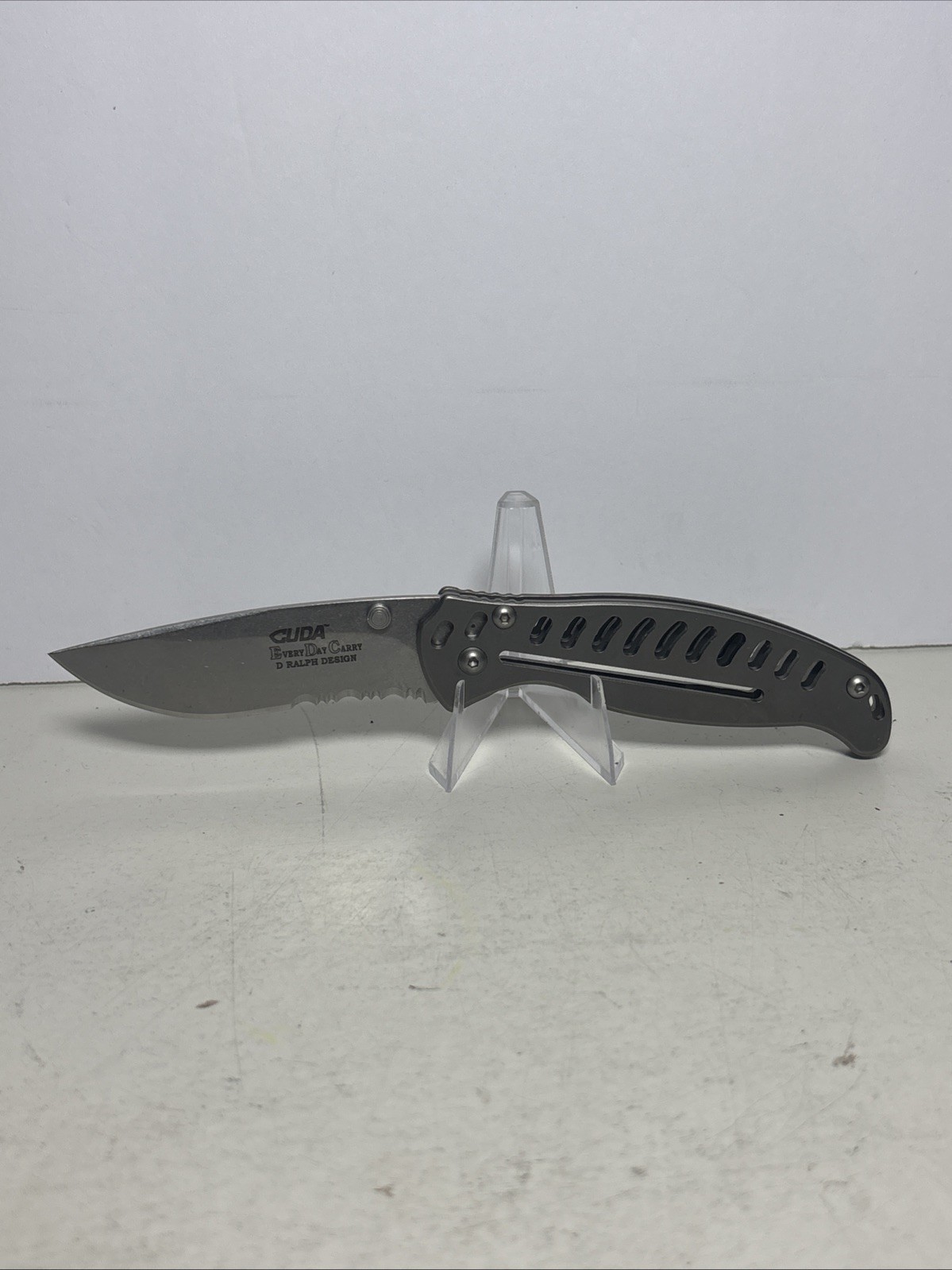 Vintage Camillus Cuda Everyday Carry D. Ralph Design Half-Serrated USA Made
